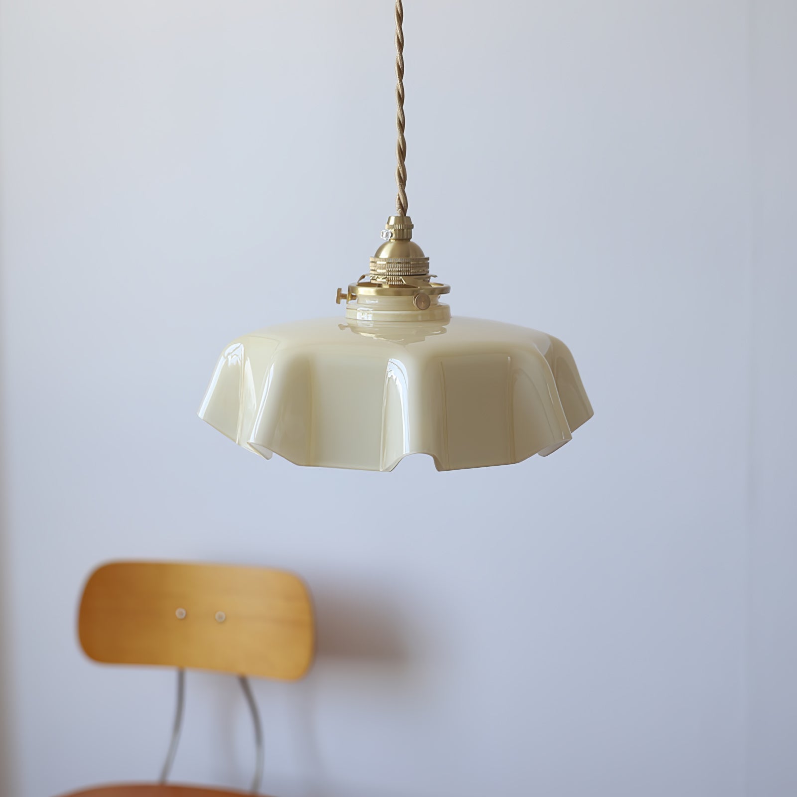 Civen Farmhouse Ruffled Pendant Light - Neutralighting