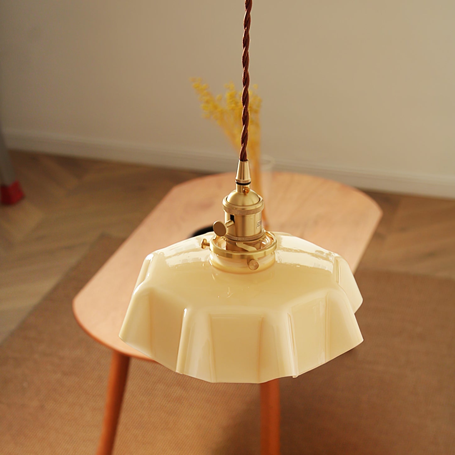 Civen Farmhouse Ruffled Pendant Light - Neutralighting