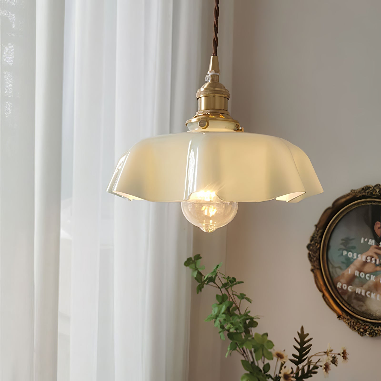 Civen Farmhouse Ruffled Pendant Light - Neutralighting