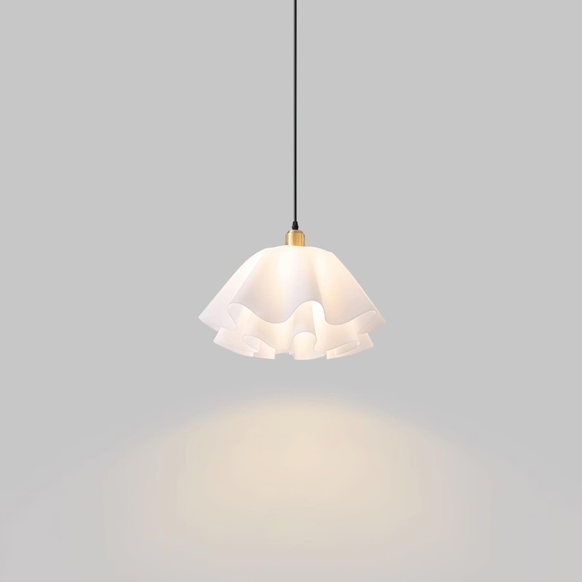 Lunisse Modern Petal Pendant Light - Neutralighting