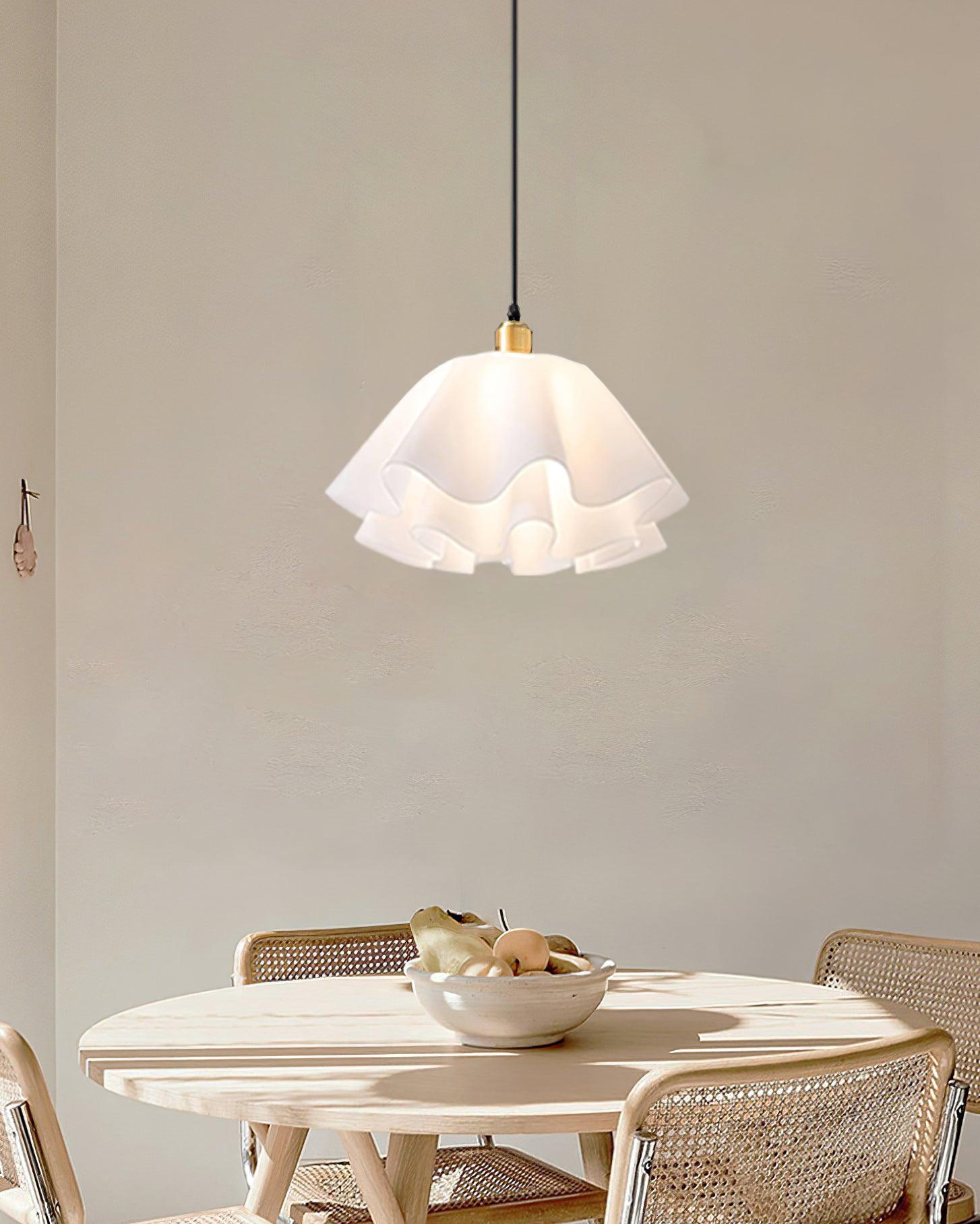 Lunisse Modern Petal Pendant Light - Neutralighting