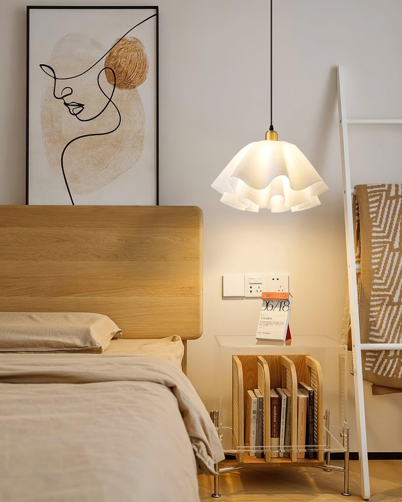 Lunisse Modern Petal Pendant Light - Neutralighting