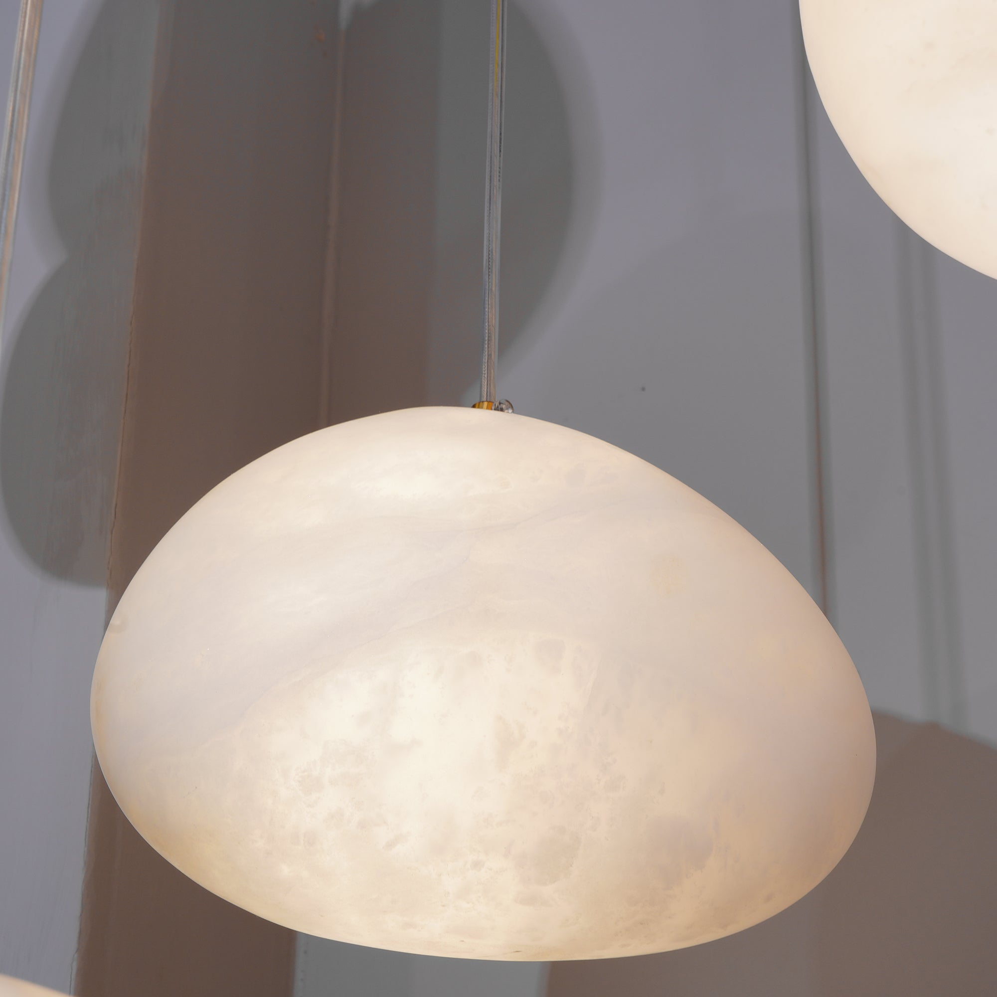 Goose Pendant Lamp Alabaster Brass Sophistication - Neutralighting