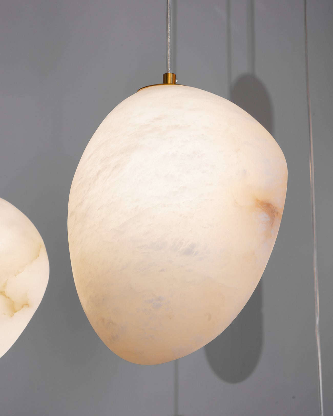 Goose Pendant Lamp Alabaster Brass Sophistication - Neutralighting