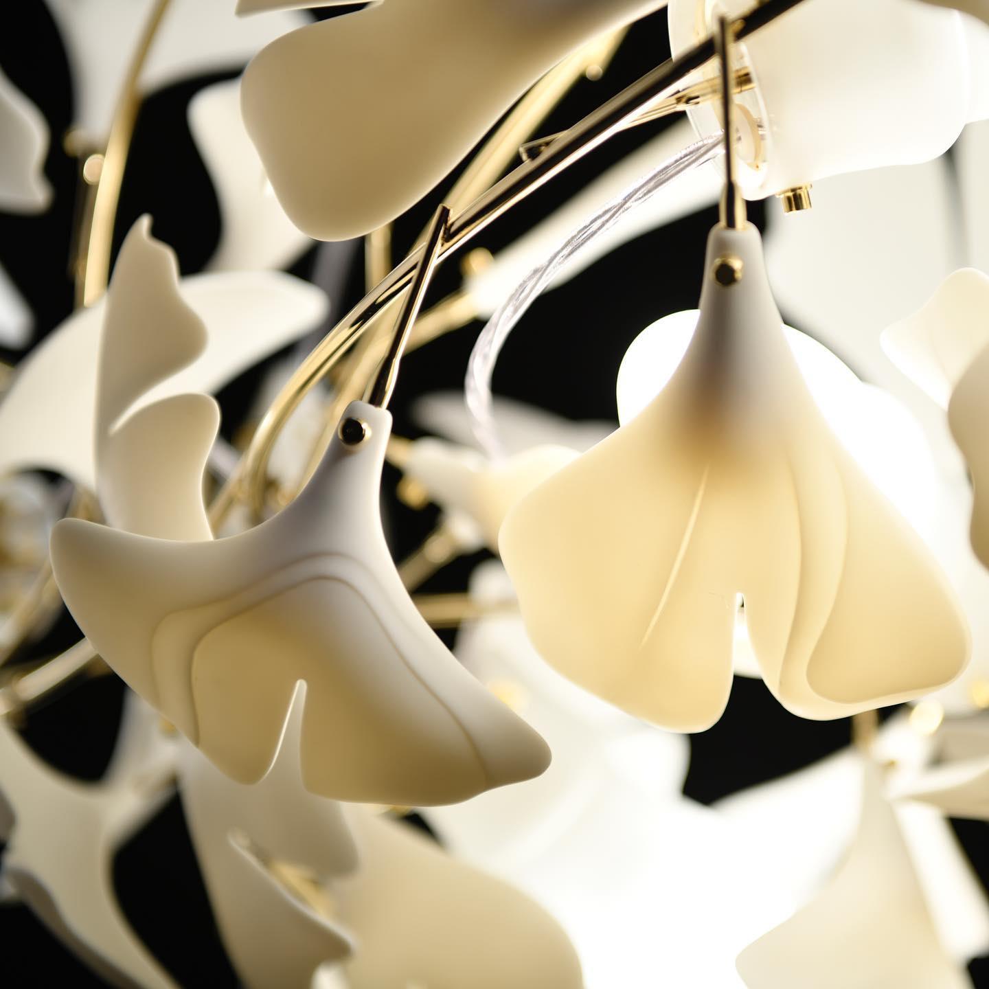Chandelier White Ceramic Ginkgo Petals U - Neutralighting