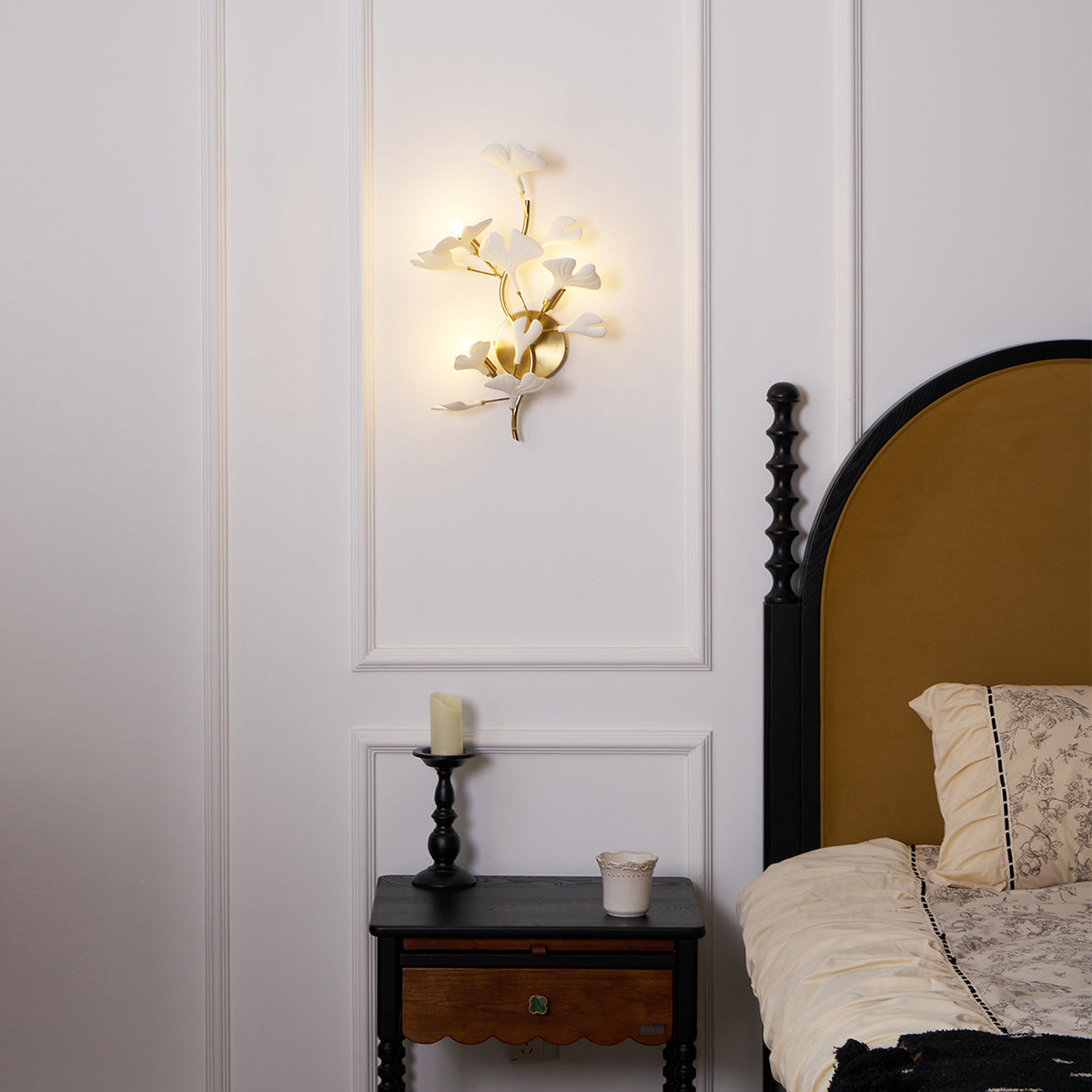 Wall Lamp Gingko Ceramic Petal Shades Gold Art Nouveau - Neutralighting