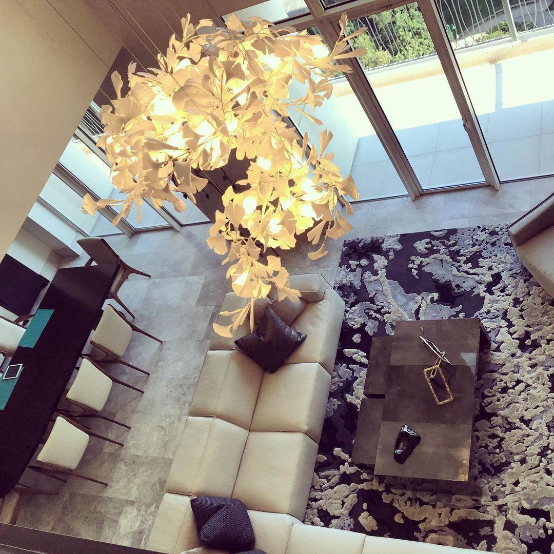 Chandelier Metal Frame Ceramic Gingko Leaf Shade White Gold Modern - Neutralighting