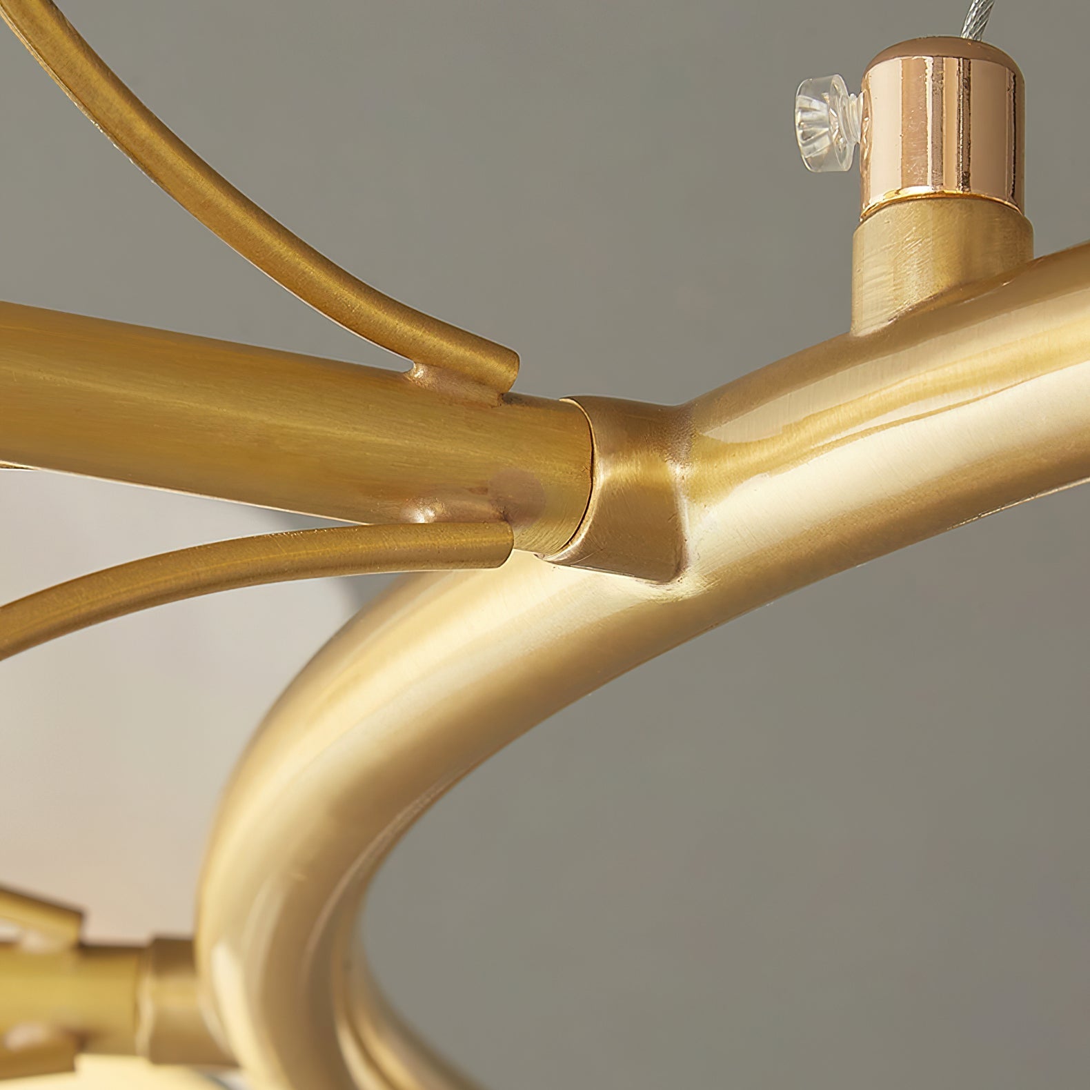 Fidova 8-Light Globe Chandelier - Neutralighting