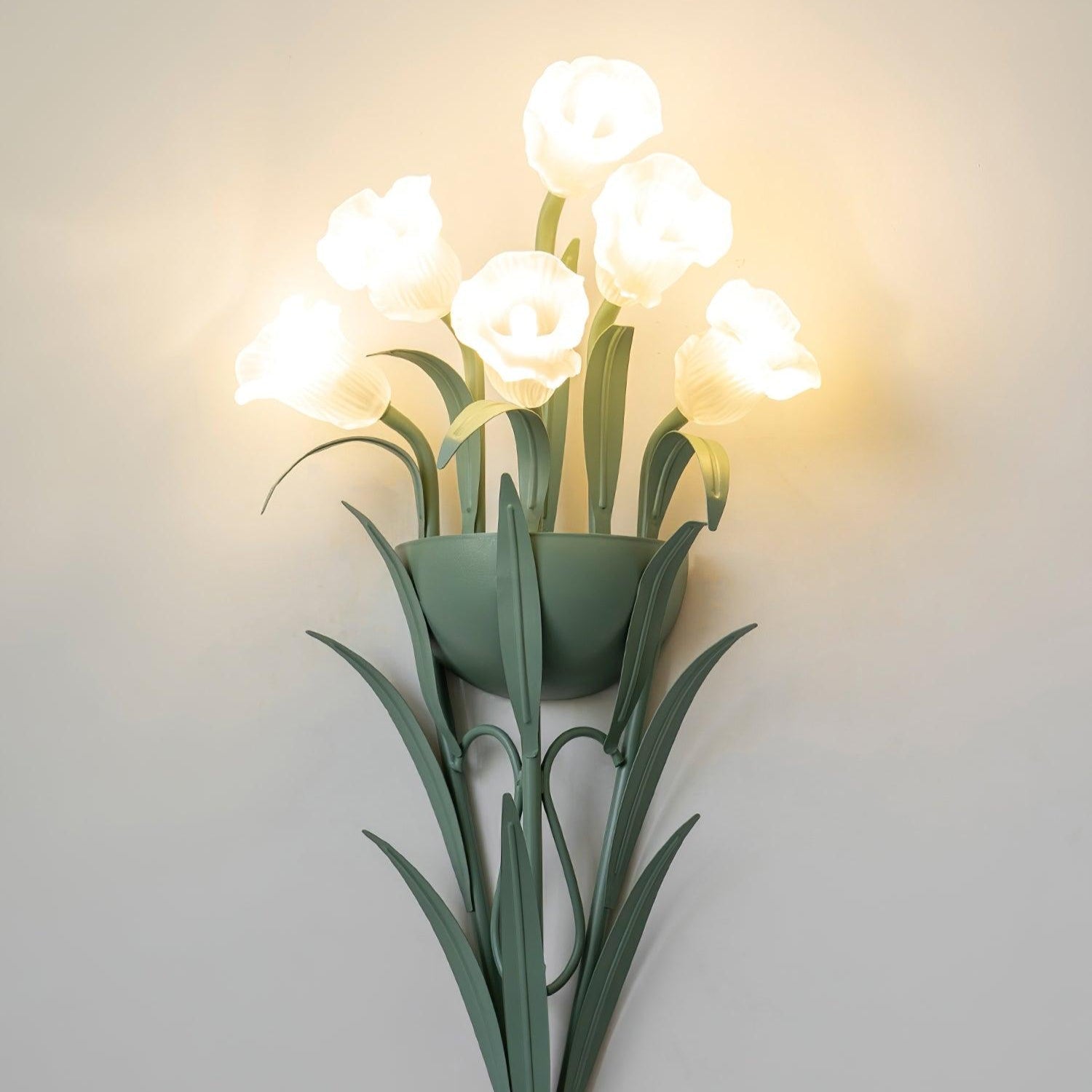 Lunafleur Lily Wall Lamp - Neutralighting