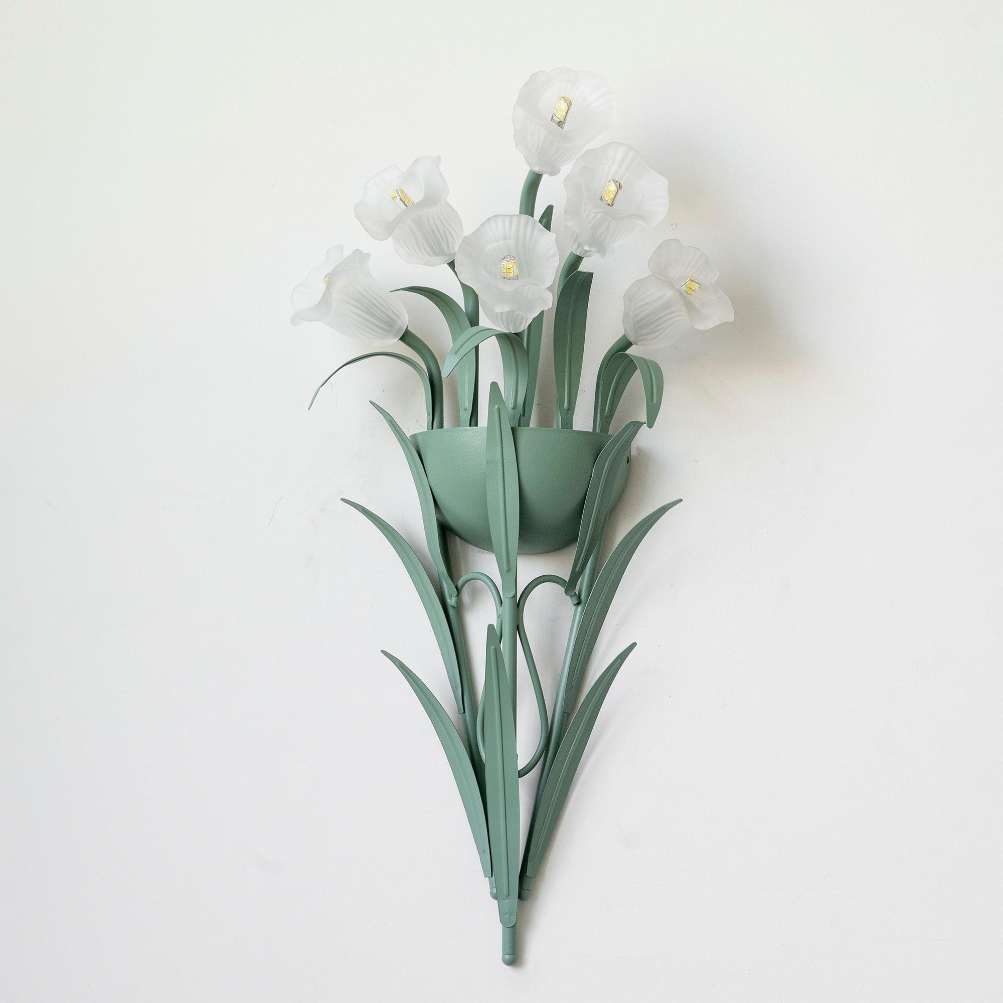 Lunafleur Lily Wall Lamp - Neutralighting