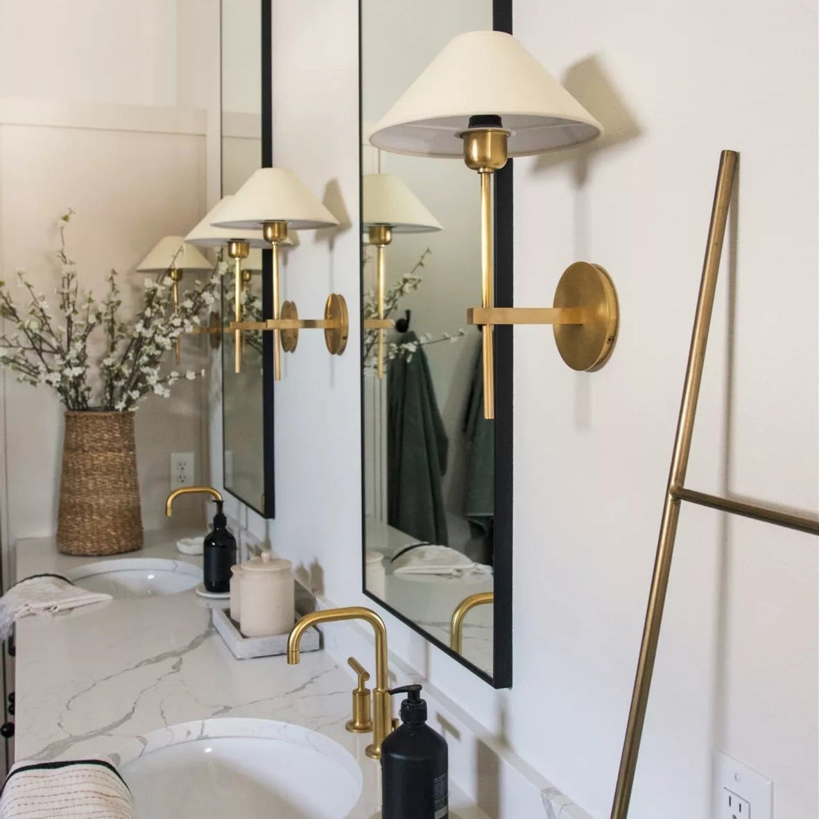 Genevieve Wall Lamp Fabric - Neutralighting