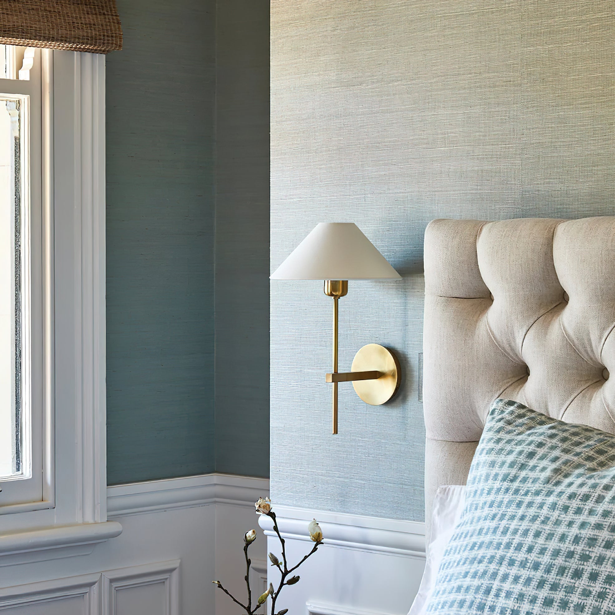 Genevieve Wall Lamp Fabric - Neutralighting
