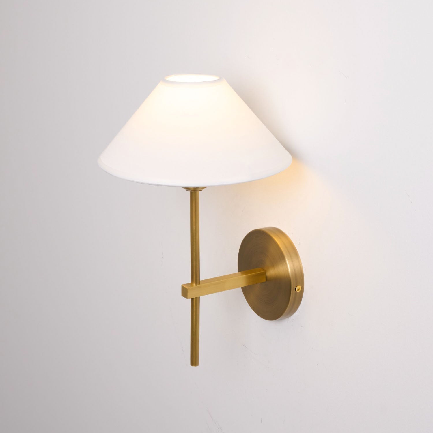 Genevieve Wall Lamp Fabric - Neutralighting