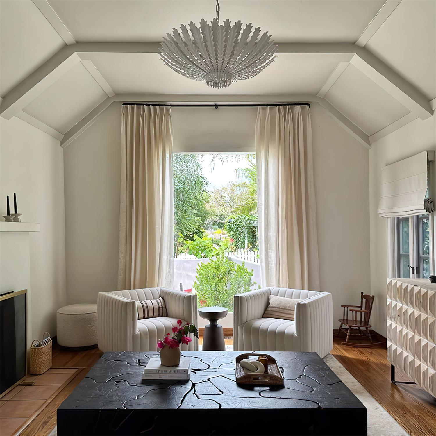 Geyon Golden Leaf Chandelier - Neutralighting