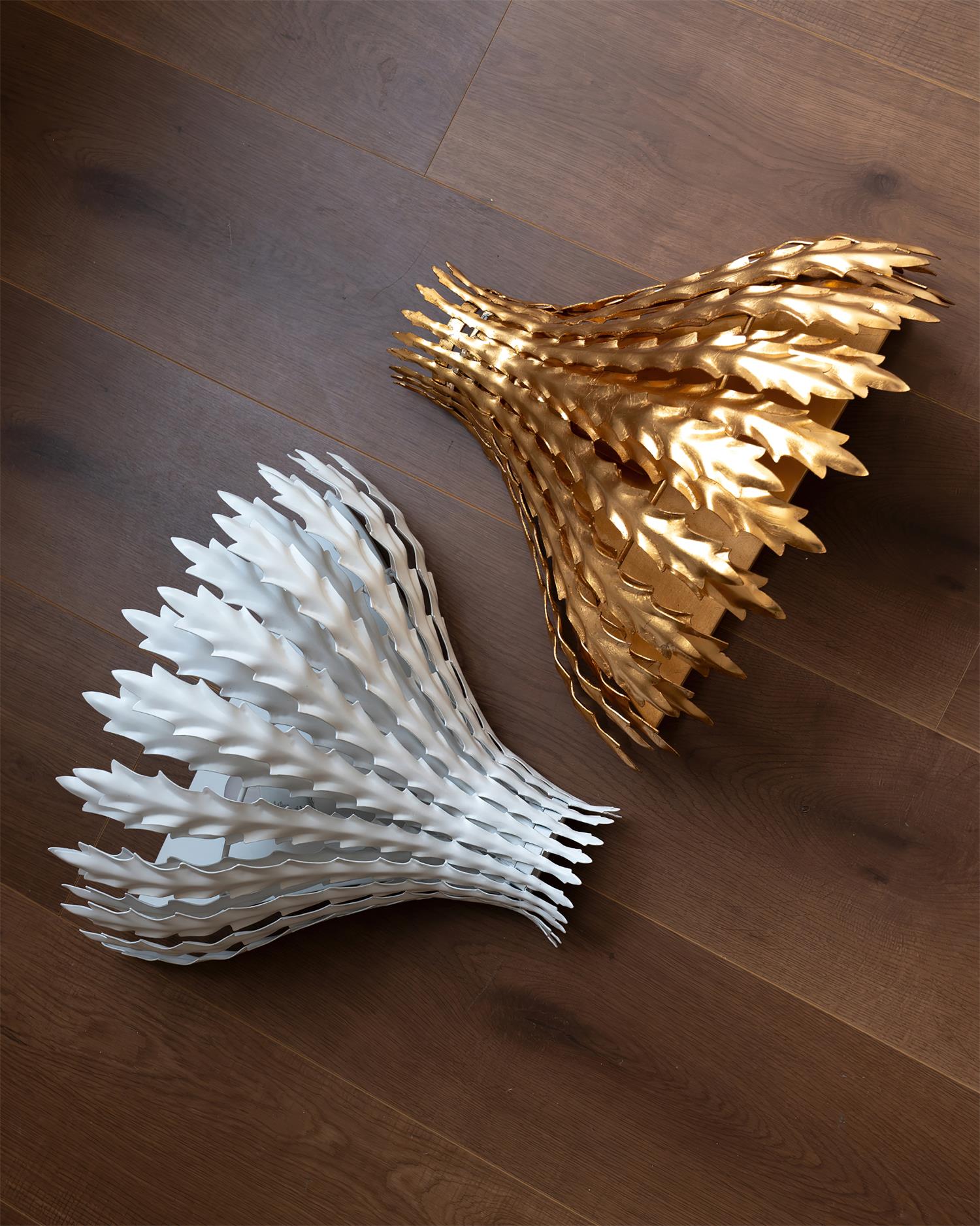 Wall Light Handmade Leaf Motif Metal Body Elegant Sconce - Neutralighting