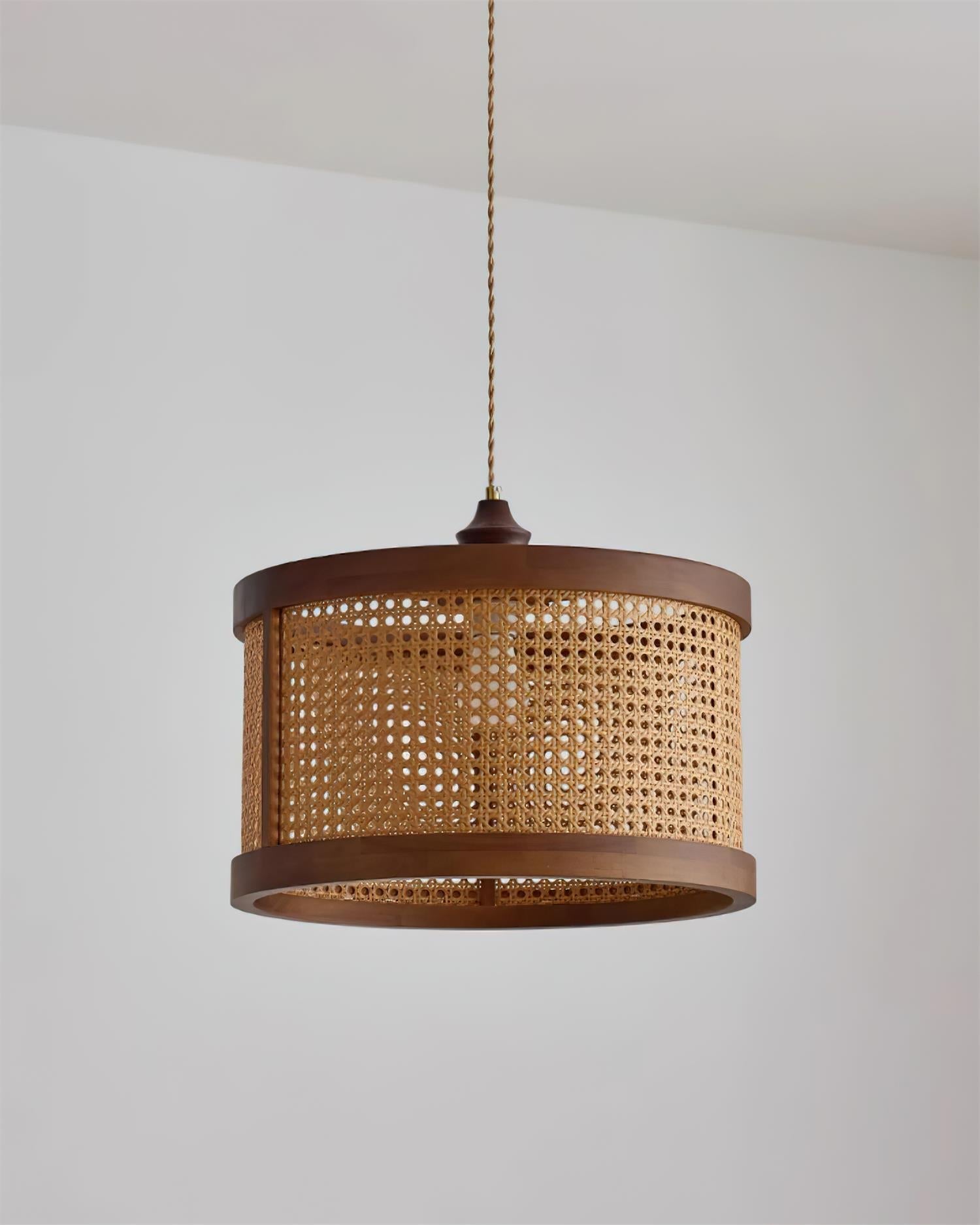 Gudon Woven Rattan Pendant Lamp - Neutralighting