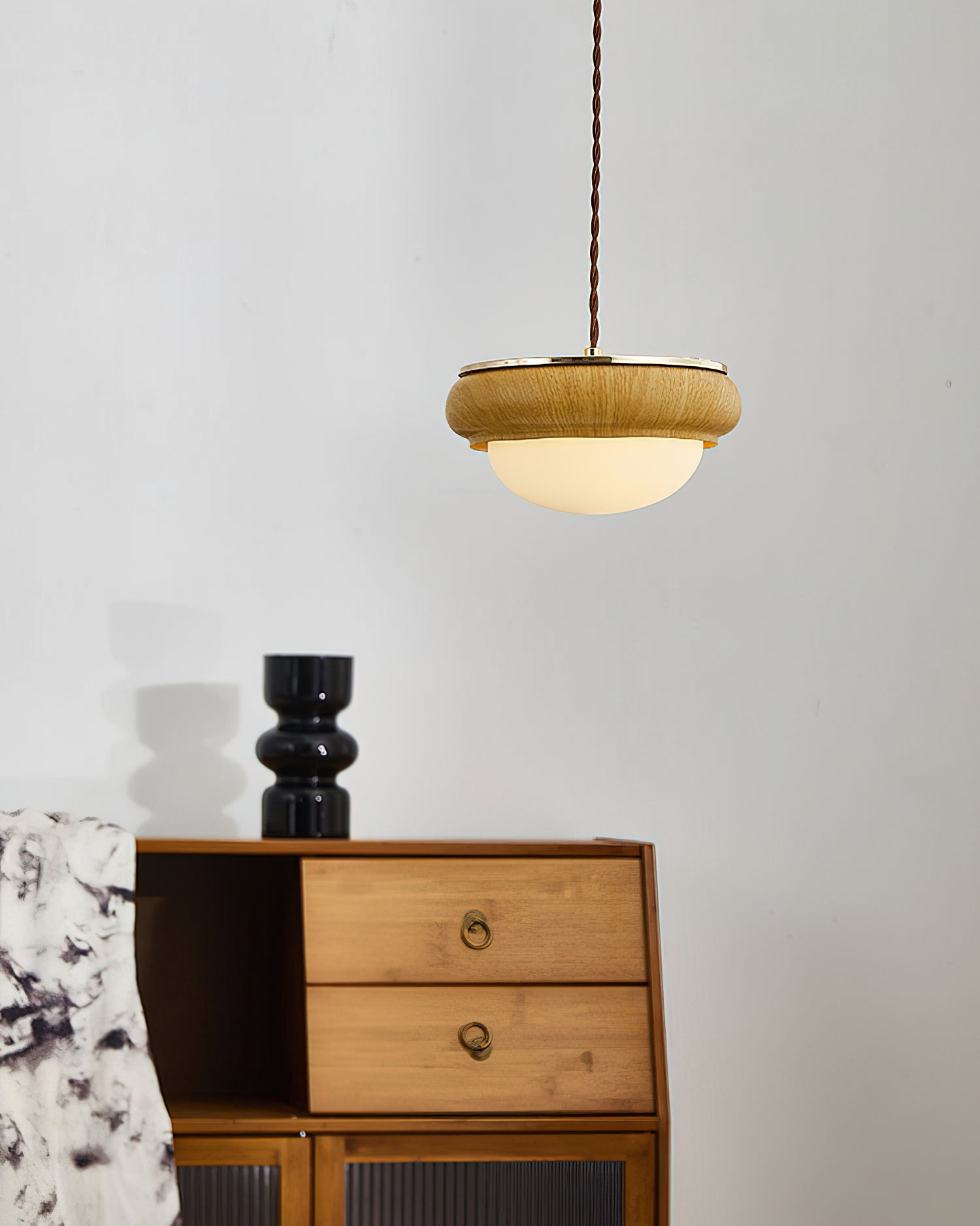 Quillon Wood Ring Pendant Lamp - Neutralighting