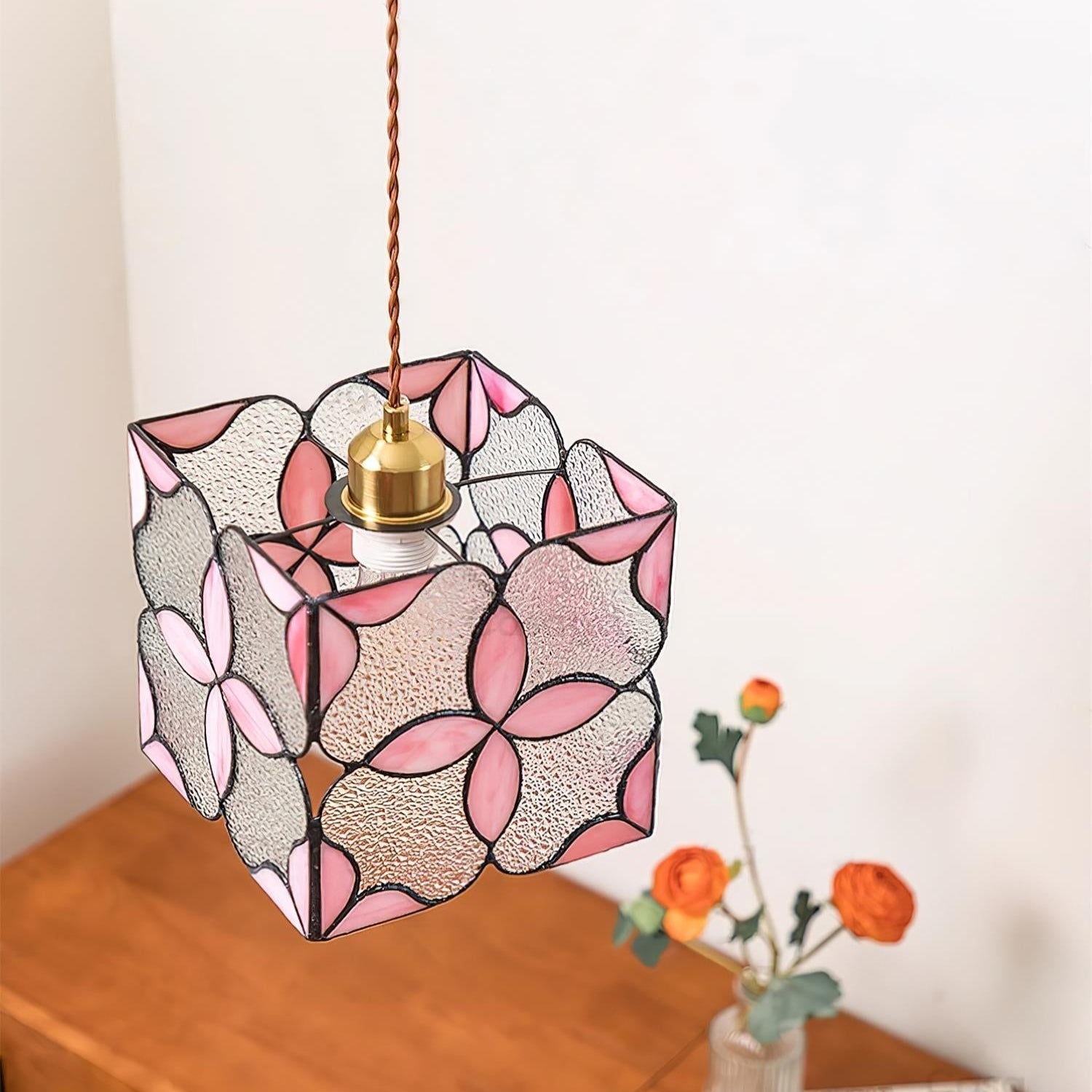Glyna Tiffany Pendant Light - Neutralighting