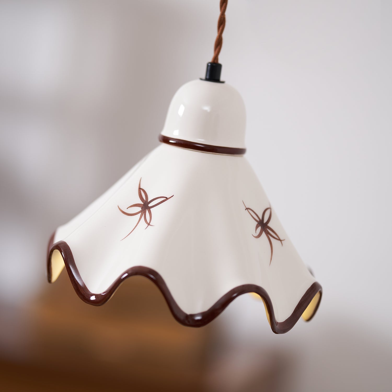 Pendant Lamp Ceramic Wavy Shade Rustic Brown Trim Retro Farmhouse - Neutralighting