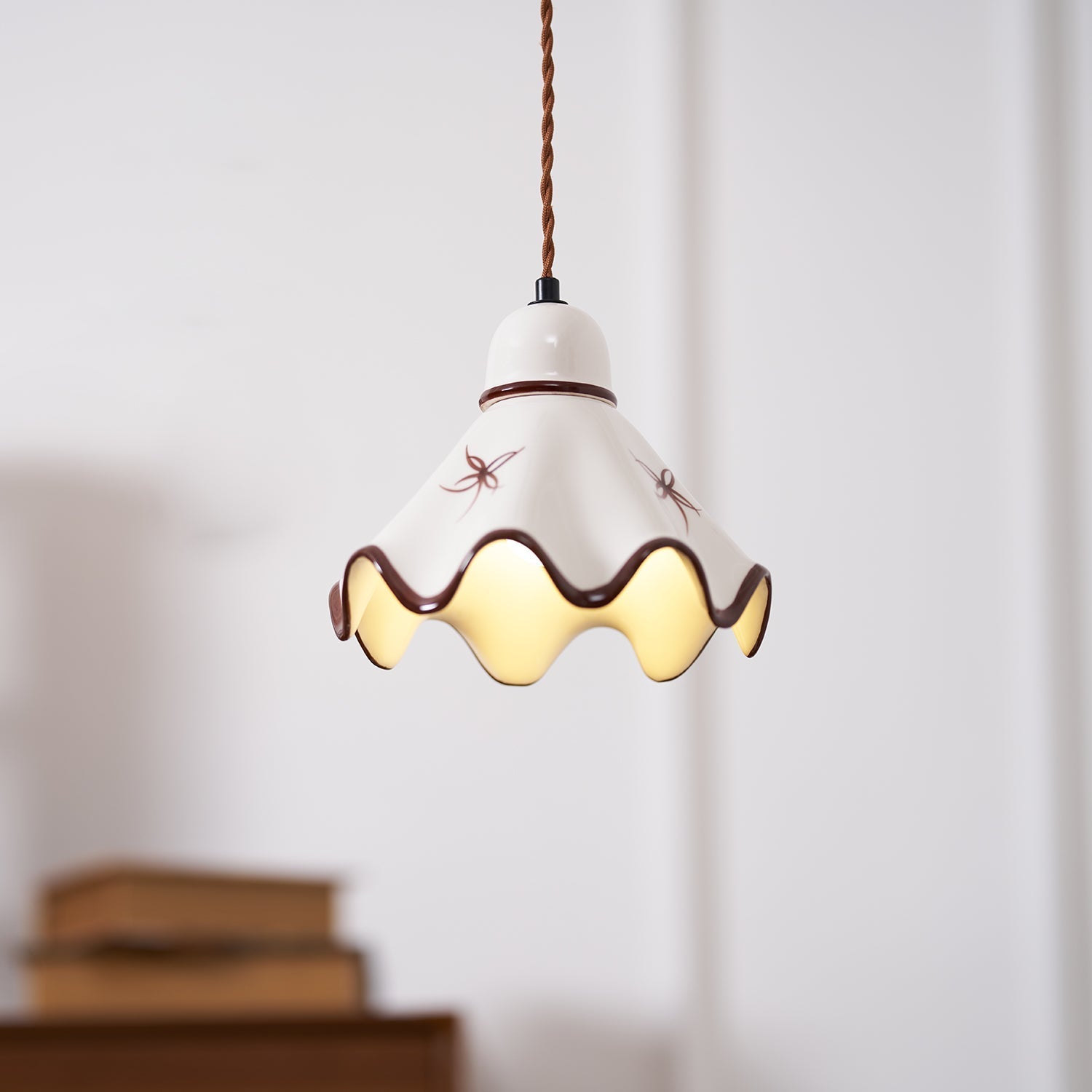 Pendant Lamp Ceramic Wavy Shade Rustic Brown Trim Retro Farmhouse - Neutralighting