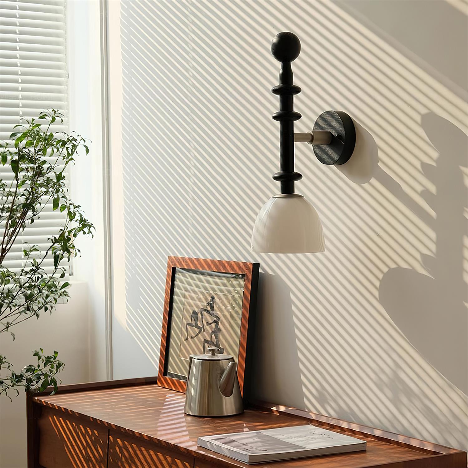 Pivelo Wooden Wall Lamp - Neutralighting