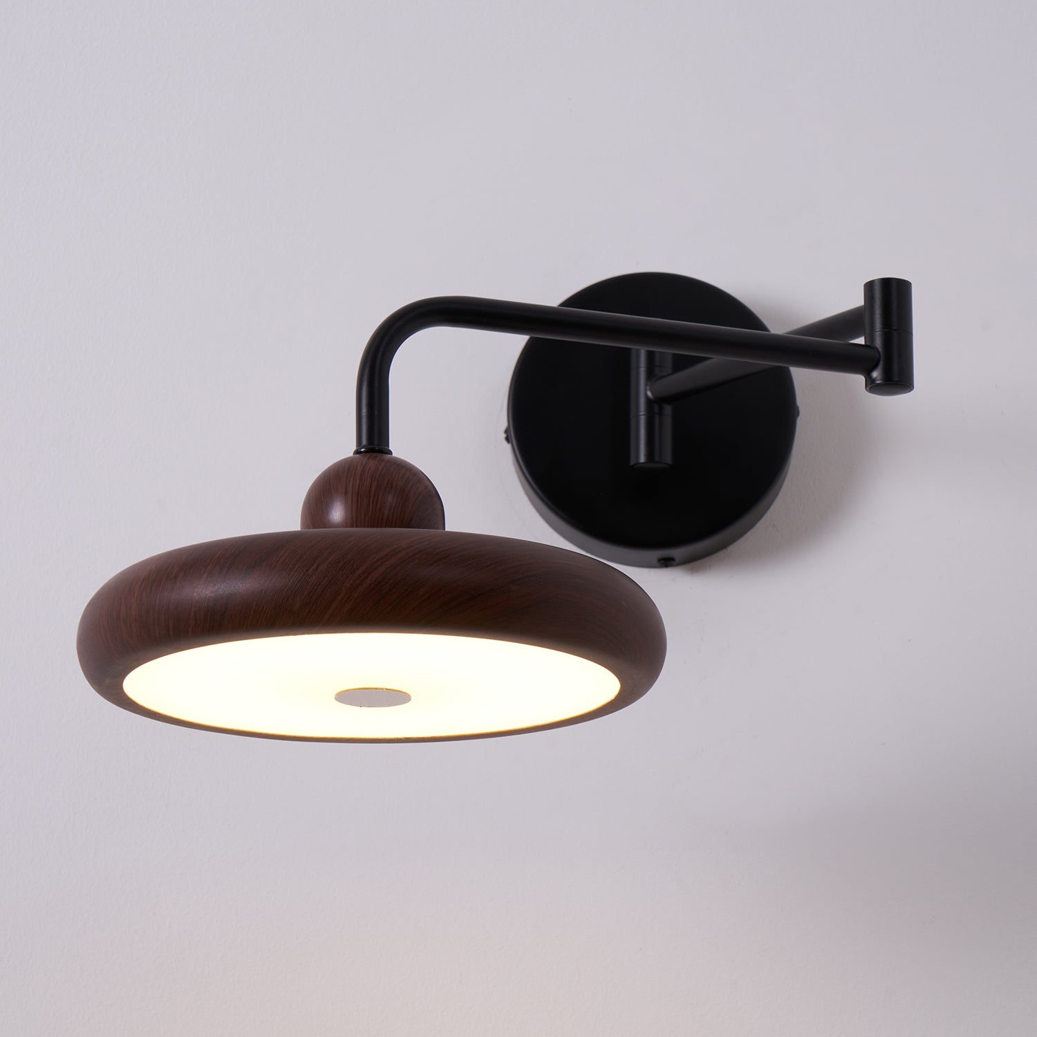Nella Wooden Wall Light - Neutralighting
