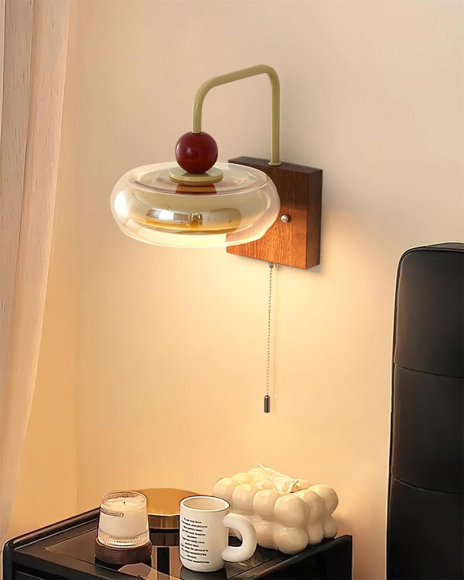 Eplio Retro Metal & Glass Wall Lamp - Neutralighting