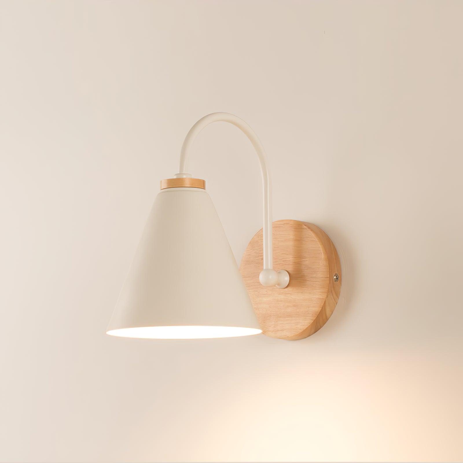 Sern Nordic Wood Wall Lamp - Neutralighting