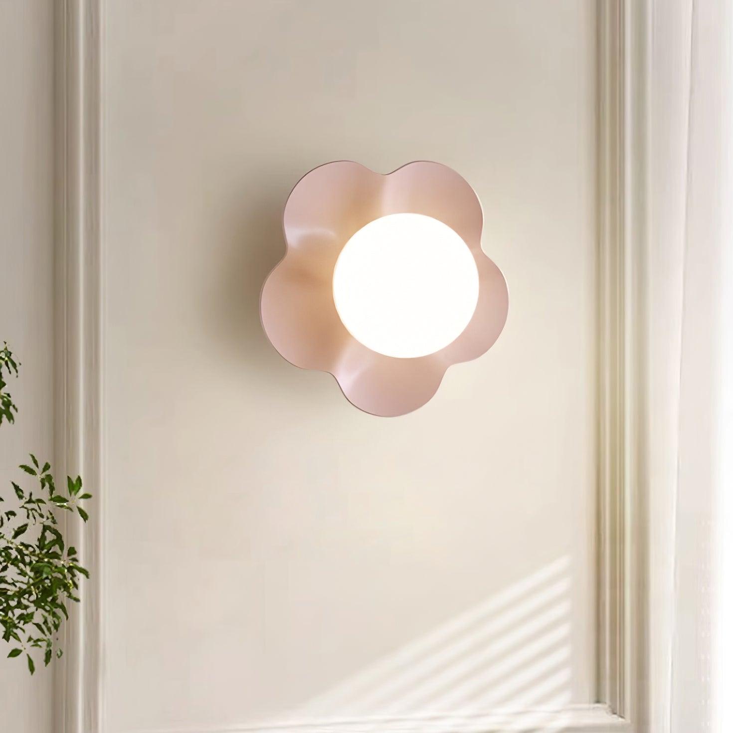 Petalia Wall Lamp - Neutralighting