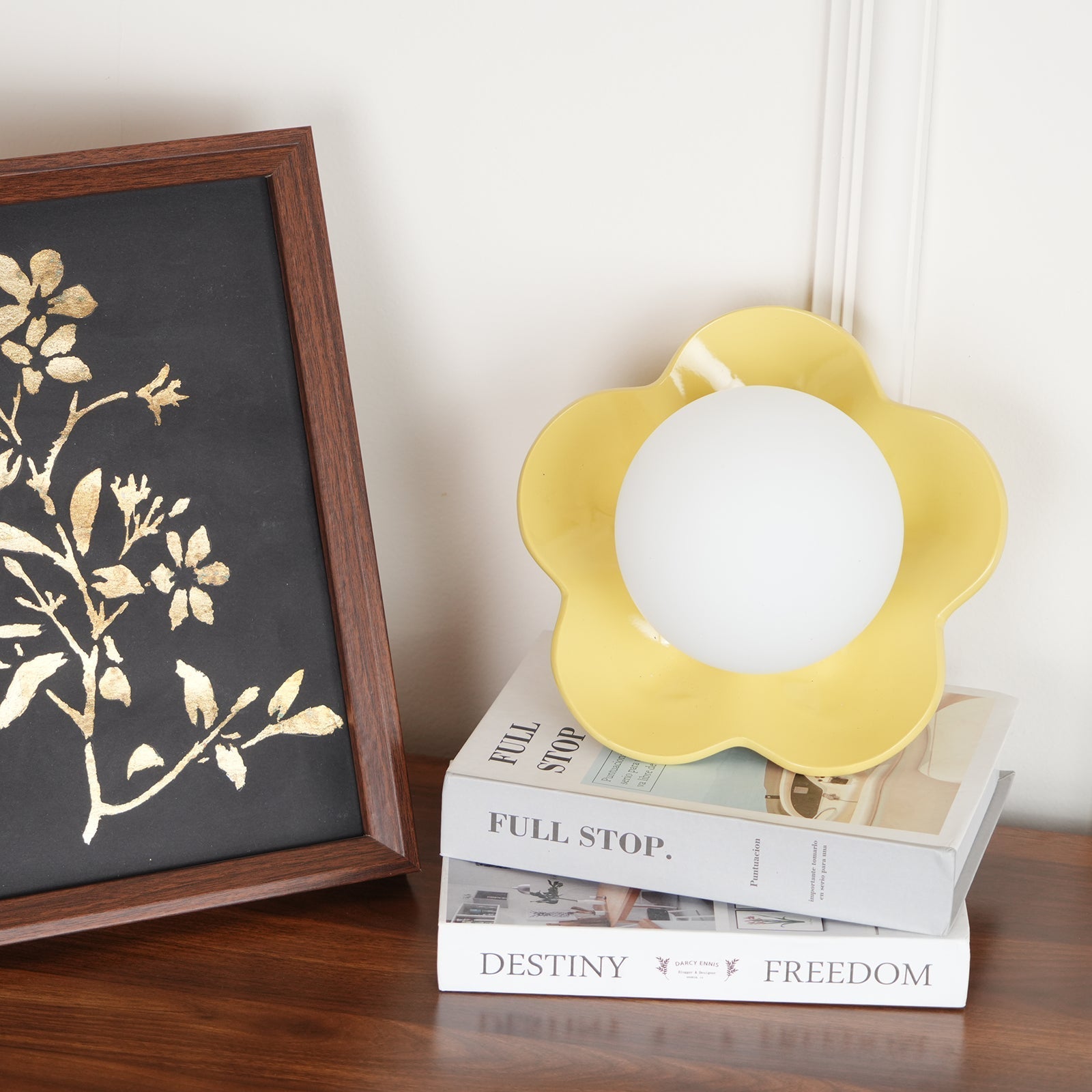 Petalia Wall Lamp - Neutralighting