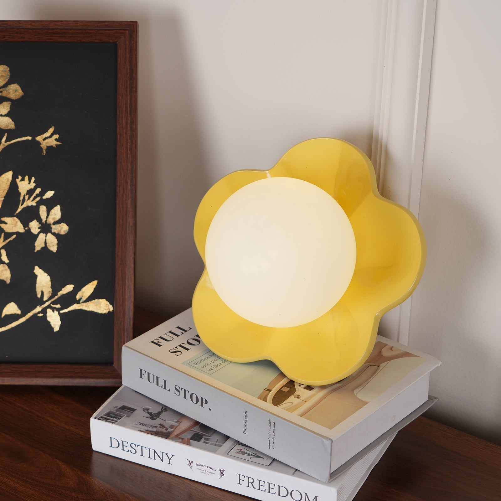 Petalia Wall Lamp - Neutralighting