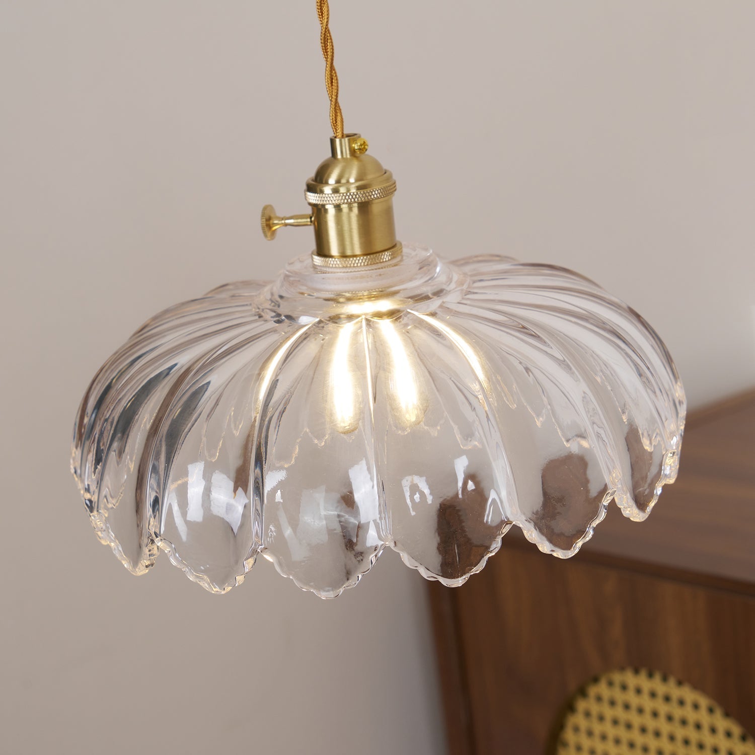 Limea Green Glass Flower Pendant Light - Neutralighting