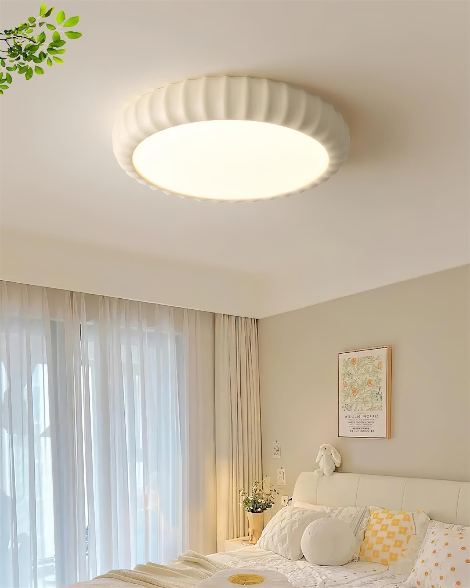 Ceiling Light Soft Green Resin Minimalist Flush Mount Modern - Neutralighting
