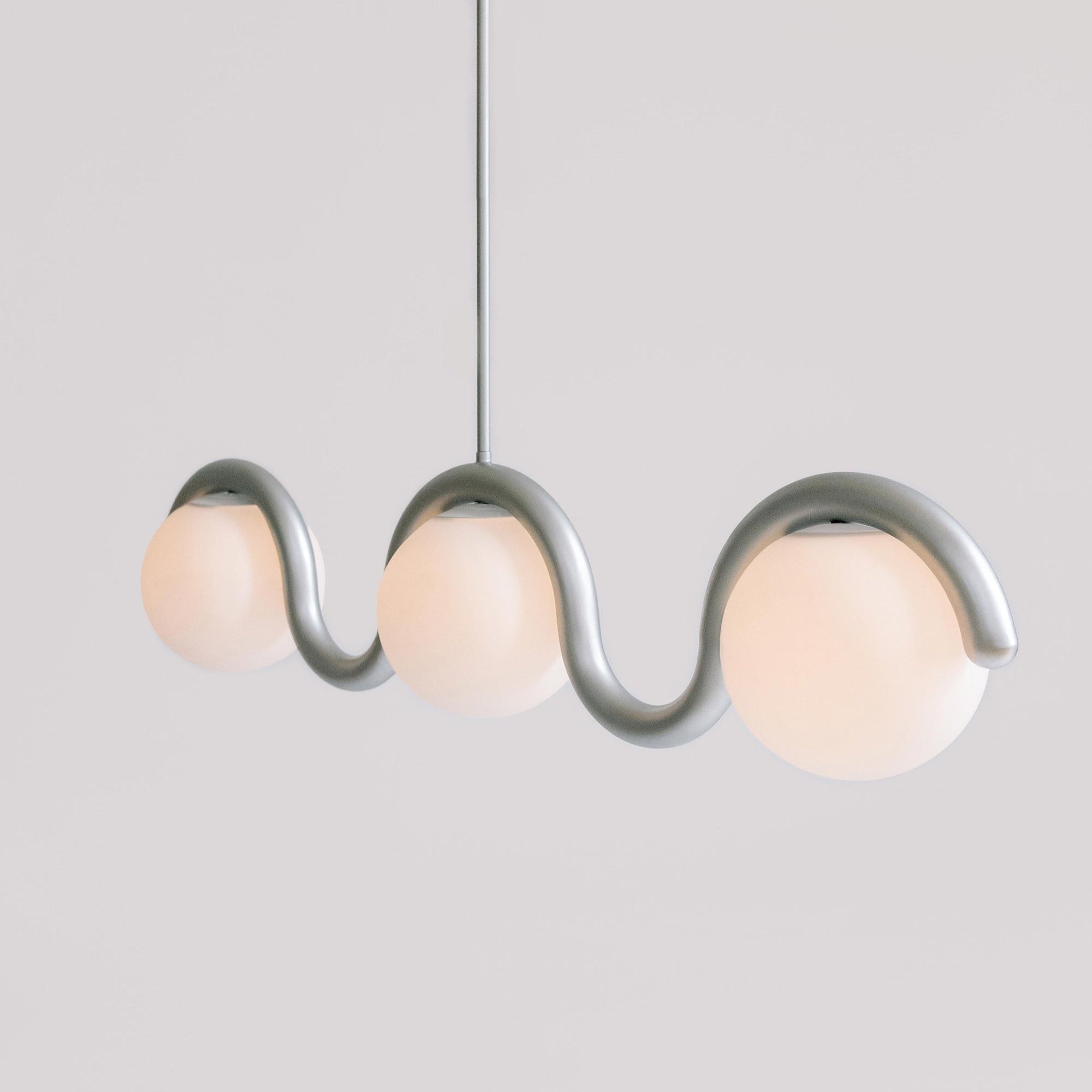 Uveta Linear Chandelier Red&Silver - Neutralighting