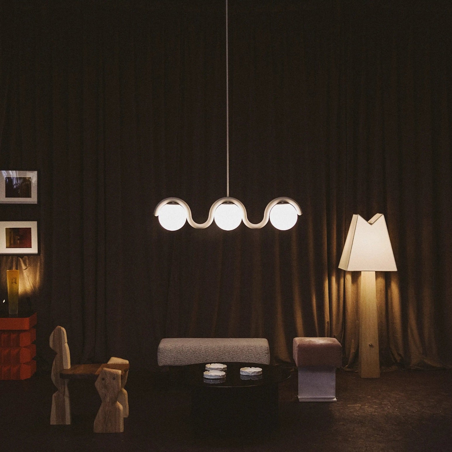 Uveta Linear Chandelier Red&Silver - Neutralighting