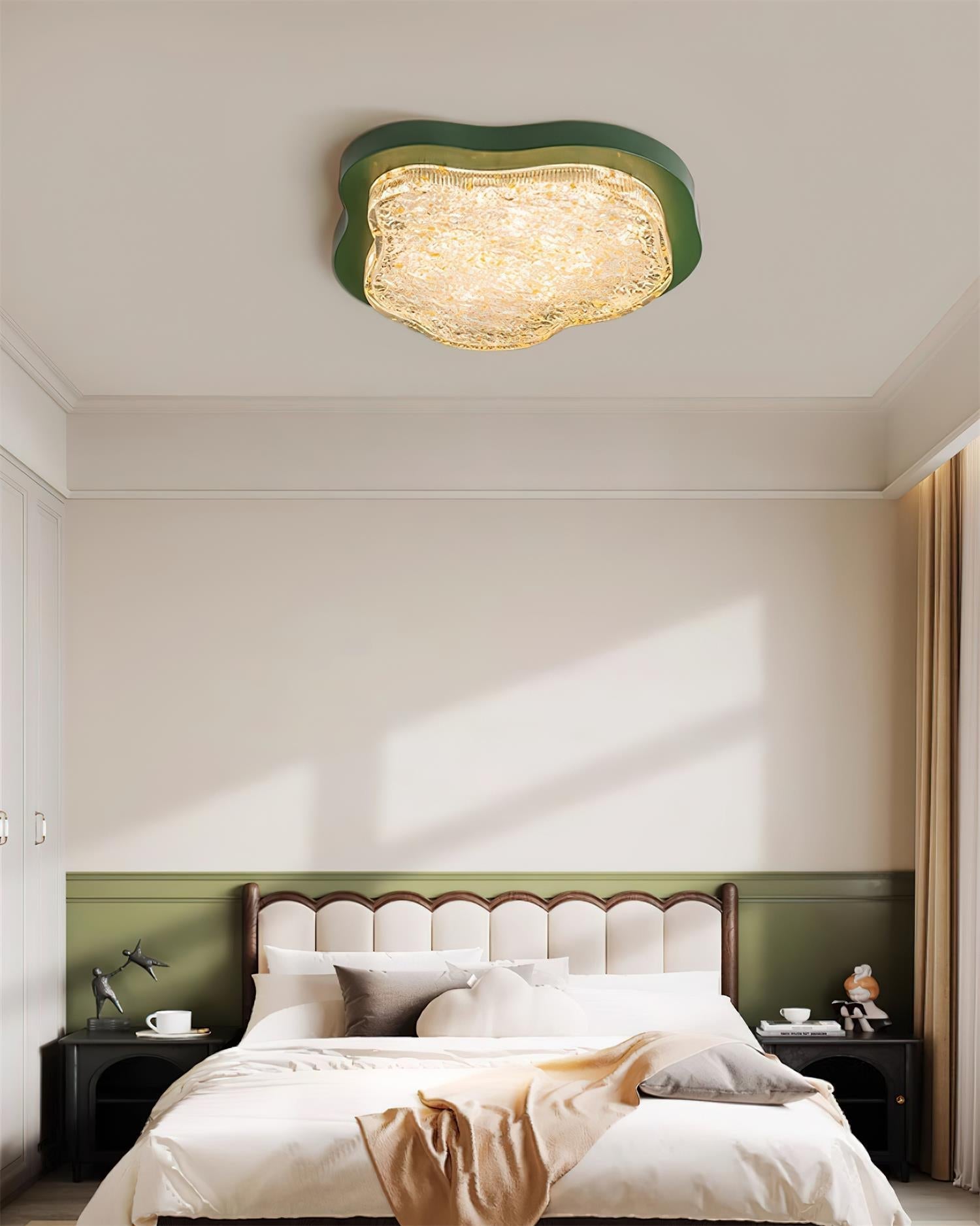 Ceiling Light Irregular Shape Resin Gold Leaf Modern Artistic Green - Neutralighting