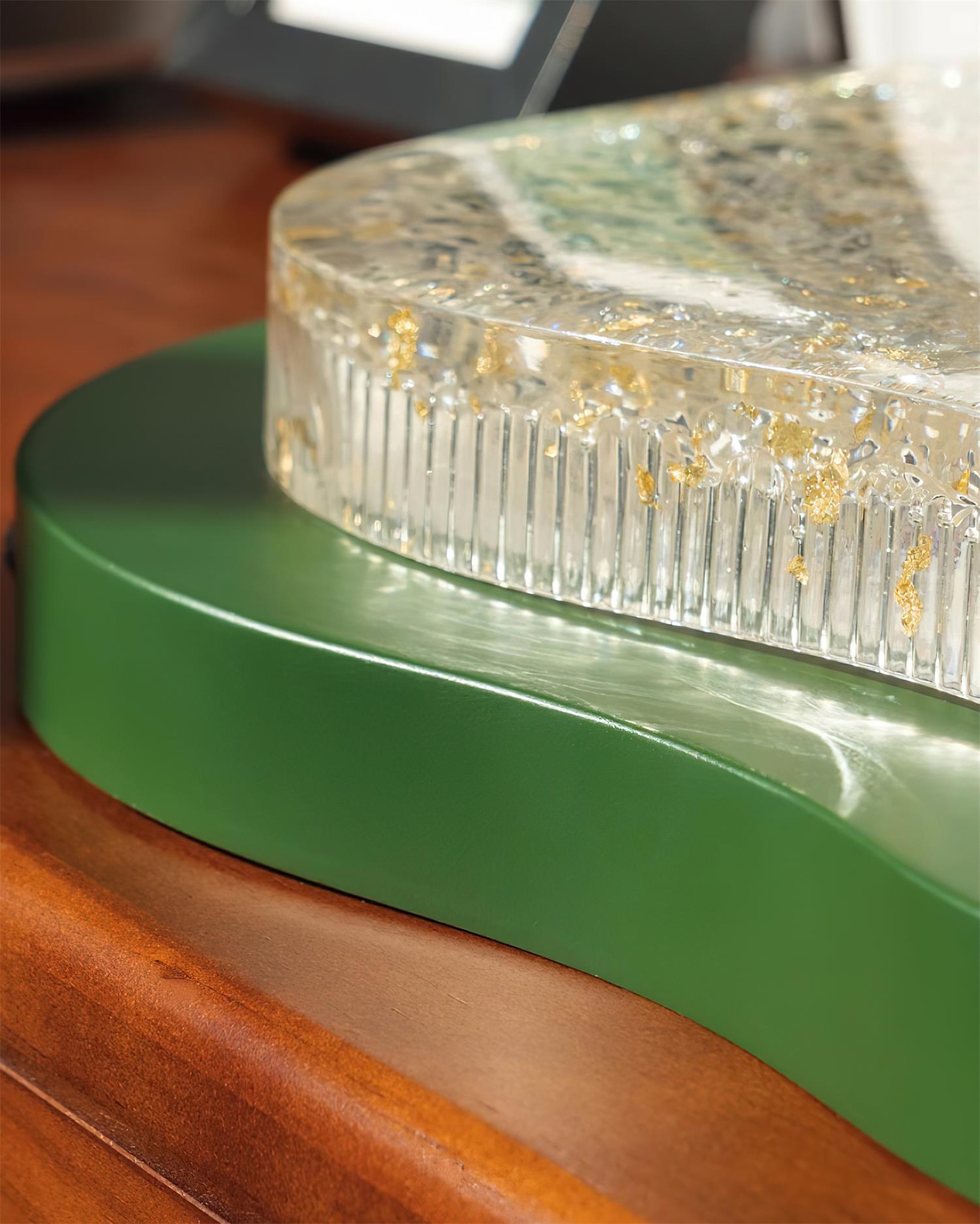 Ceiling Light Irregular Shape Resin Gold Leaf Modern Artistic Green - Neutralighting