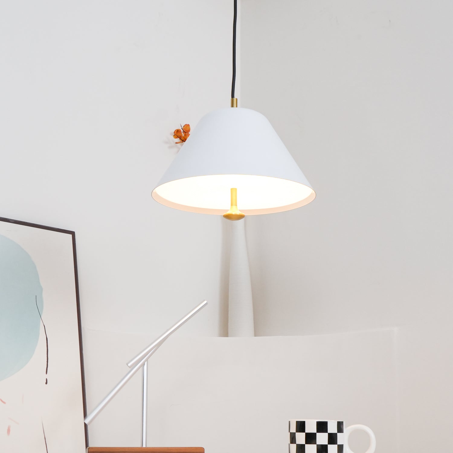 Pendant Lamp Modern Metal Shade in Green and White Minimalist - Neutralighting