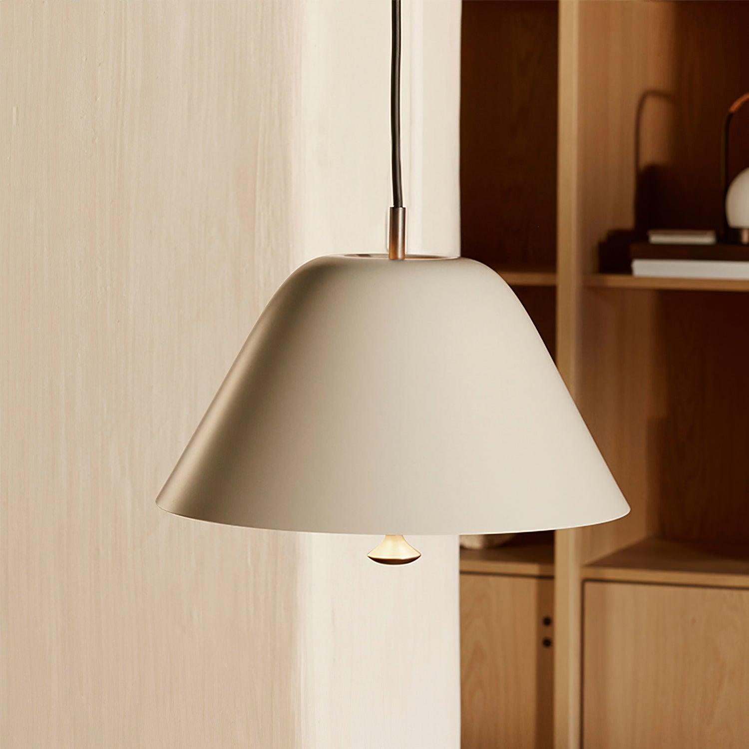 Pendant Lamp Modern Metal Shade in Green and White Minimalist - Neutralighting