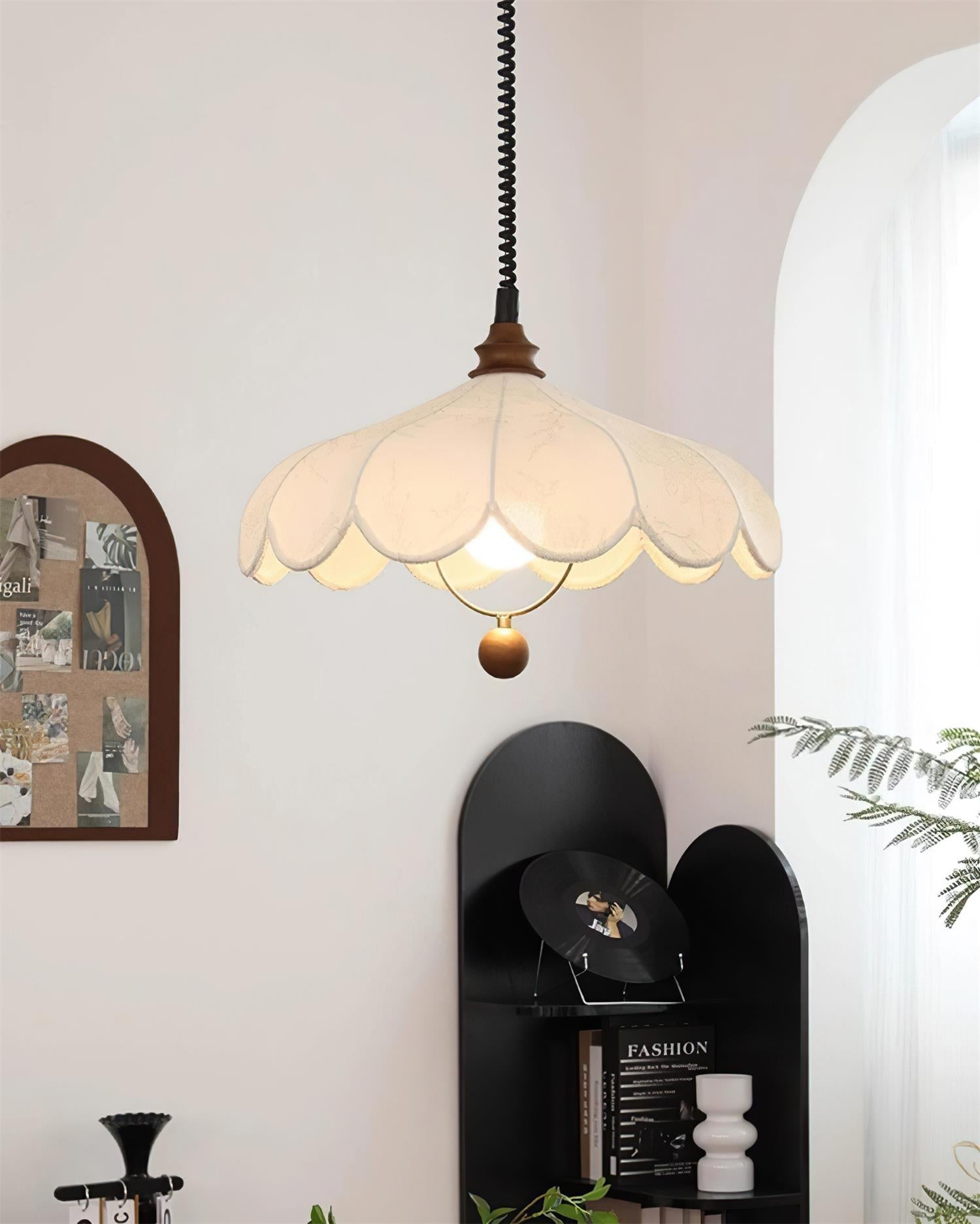Pendant Lamp Petals with Pattern Vintage Floral French Elegance - Neutralighting