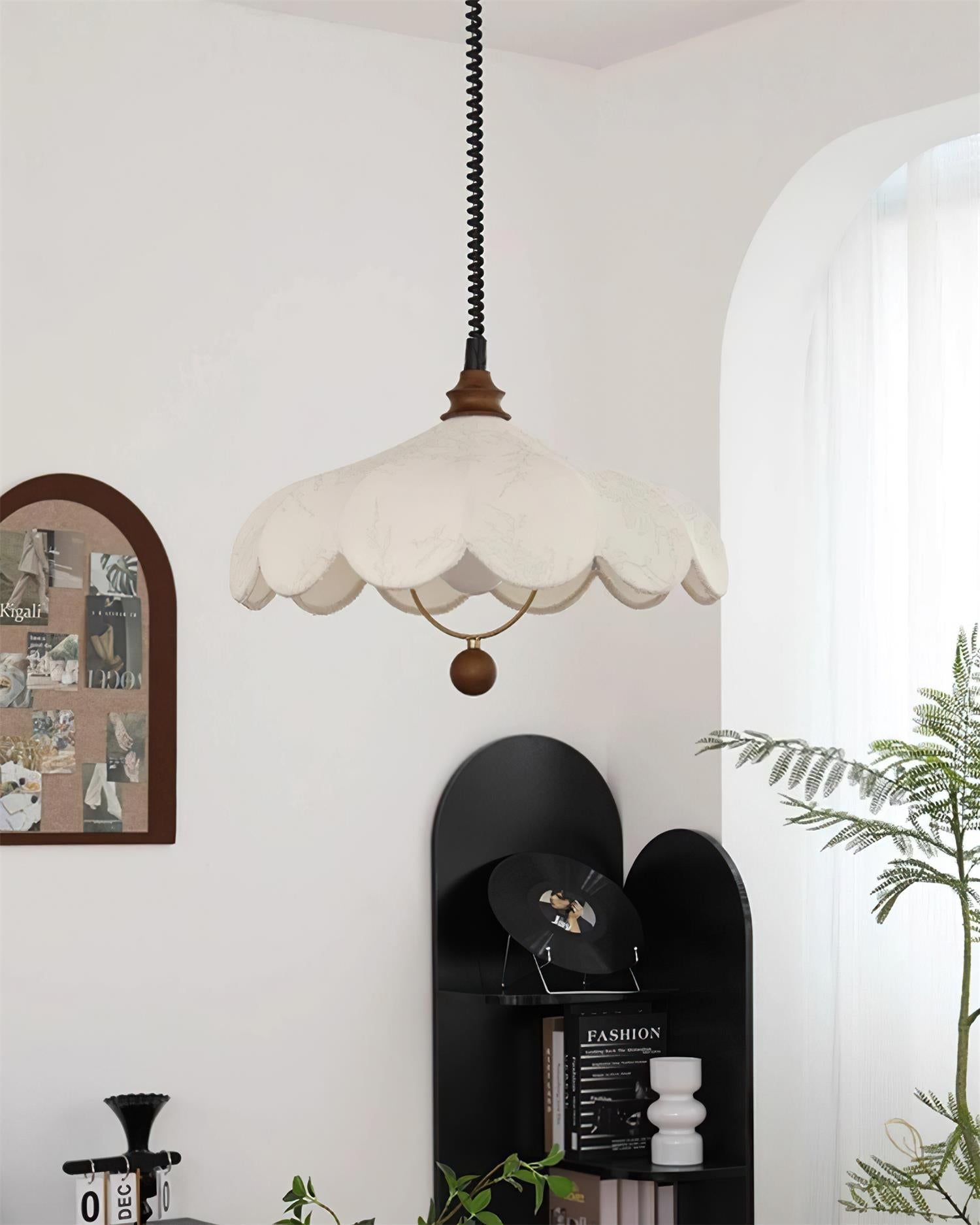 Pendant Lamp Petals with Pattern Vintage Floral French Elegance - Neutralighting