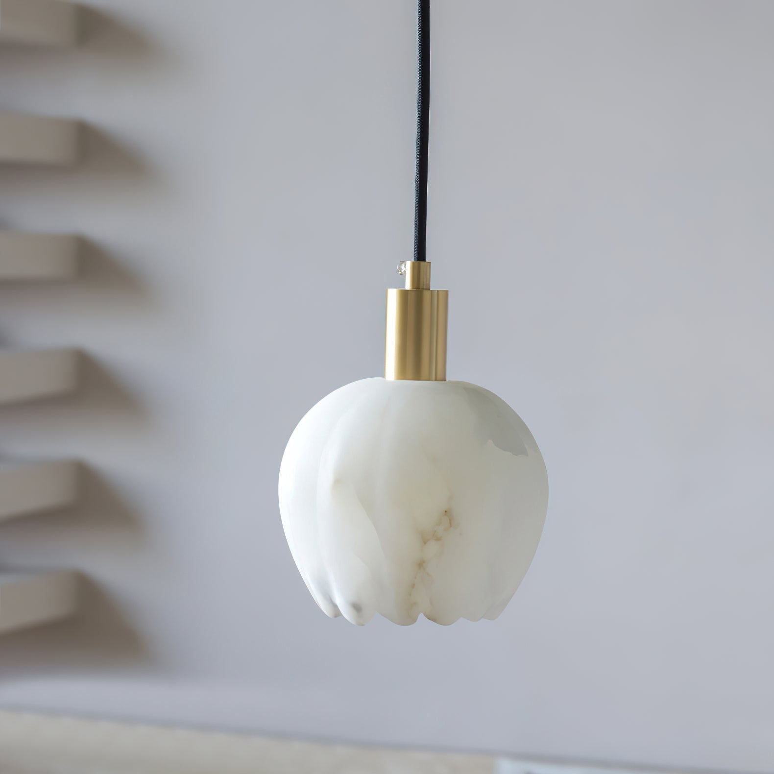 Ritta Pendant Light Flower-shaped Alabaster - Neutralighting