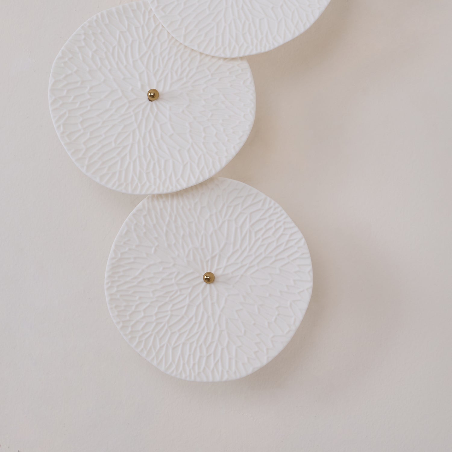 Kaivo Lotus Petal Wall Lamp - Neutralighting
