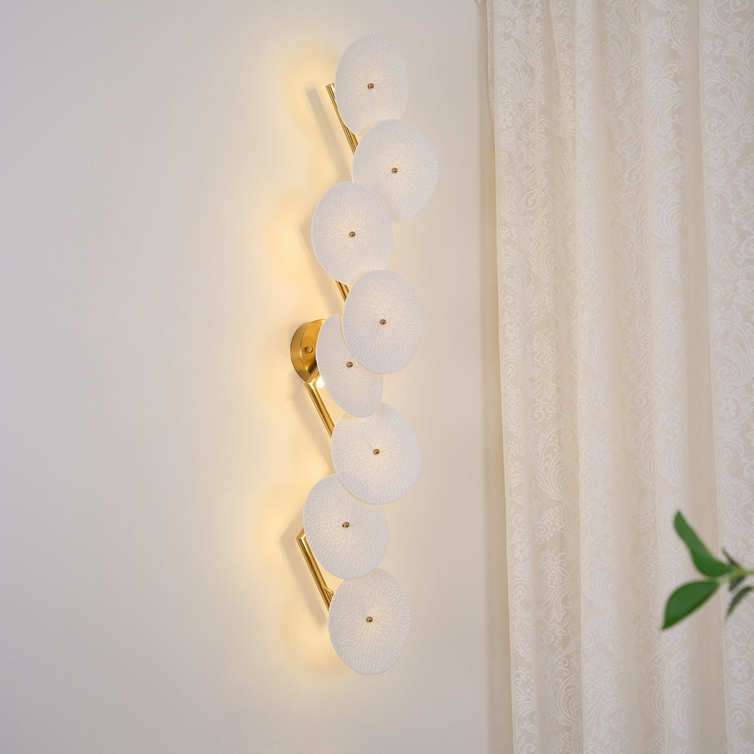 Kaivo Lotus Petal Wall Lamp - Neutralighting
