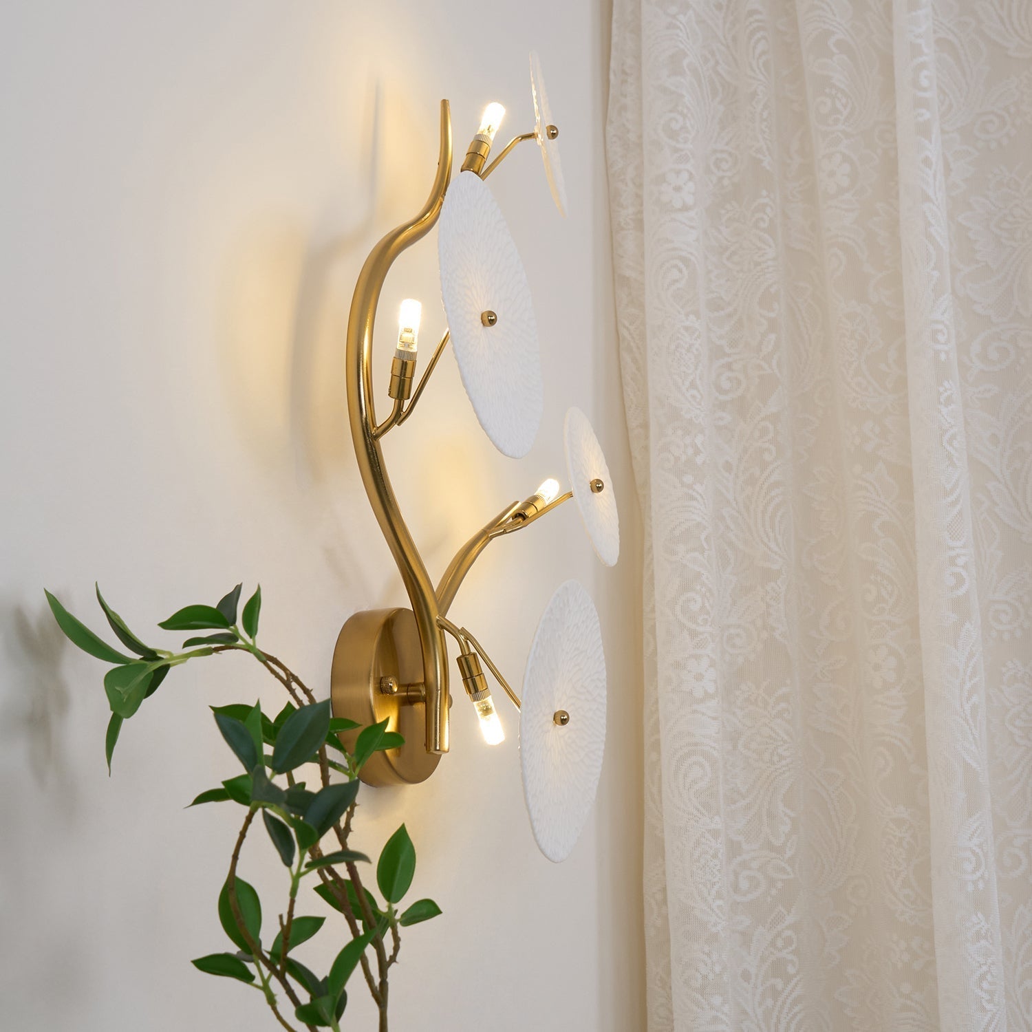 Kaivo Lotus Petal Wall Lamp - Neutralighting
