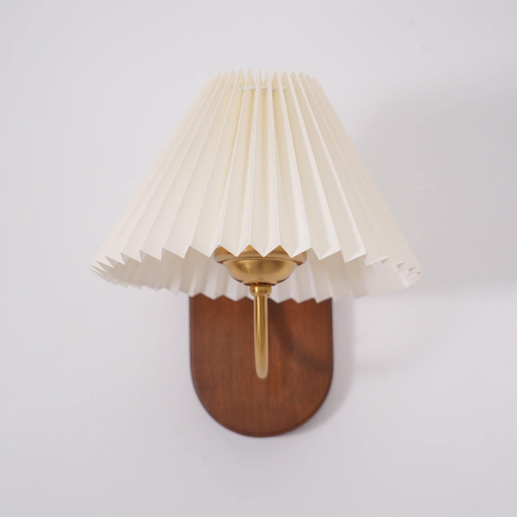 Solenne Vintage Pleated Shade Wall Lamp - Neutralighting