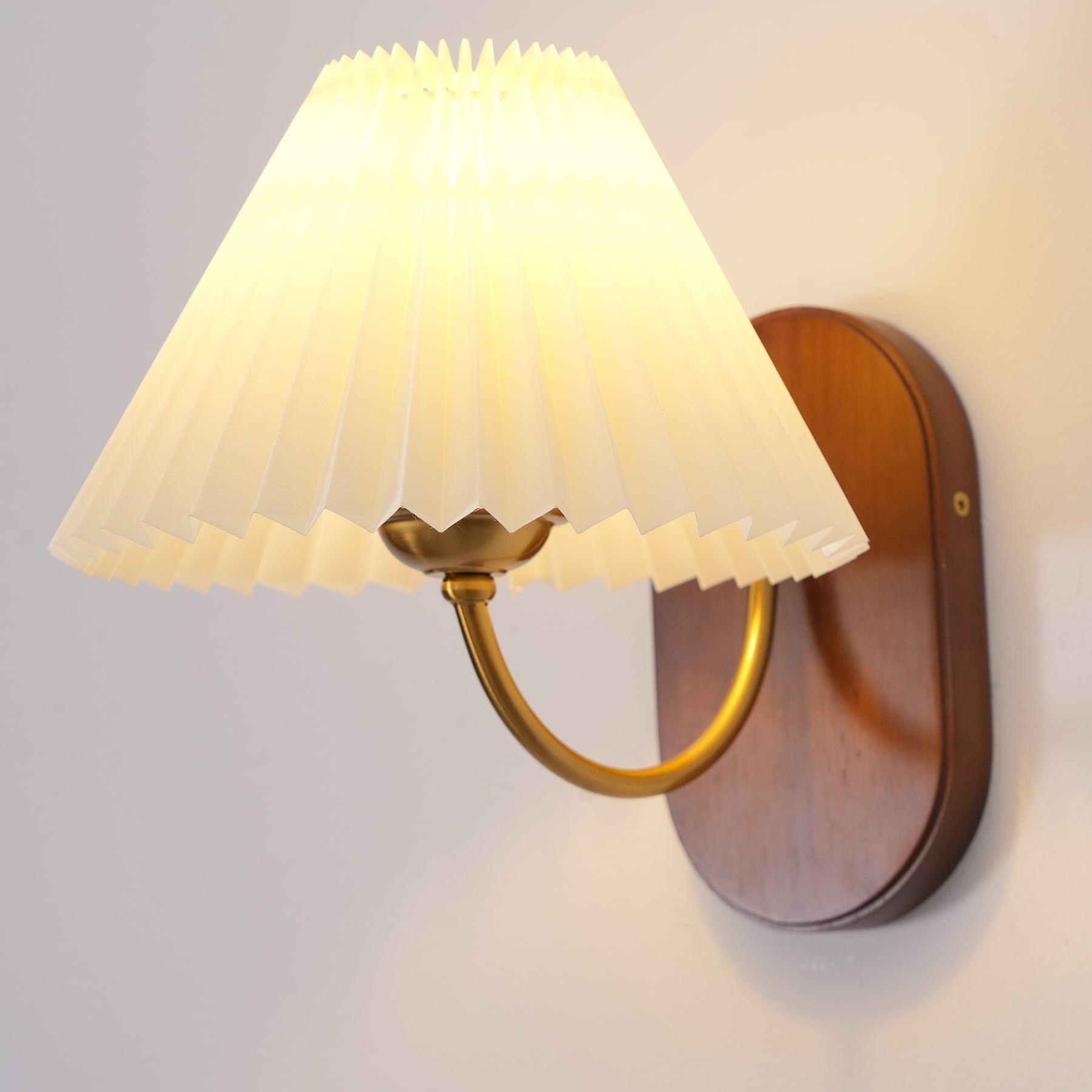 Solenne Vintage Pleated Shade Wall Lamp - Neutralighting