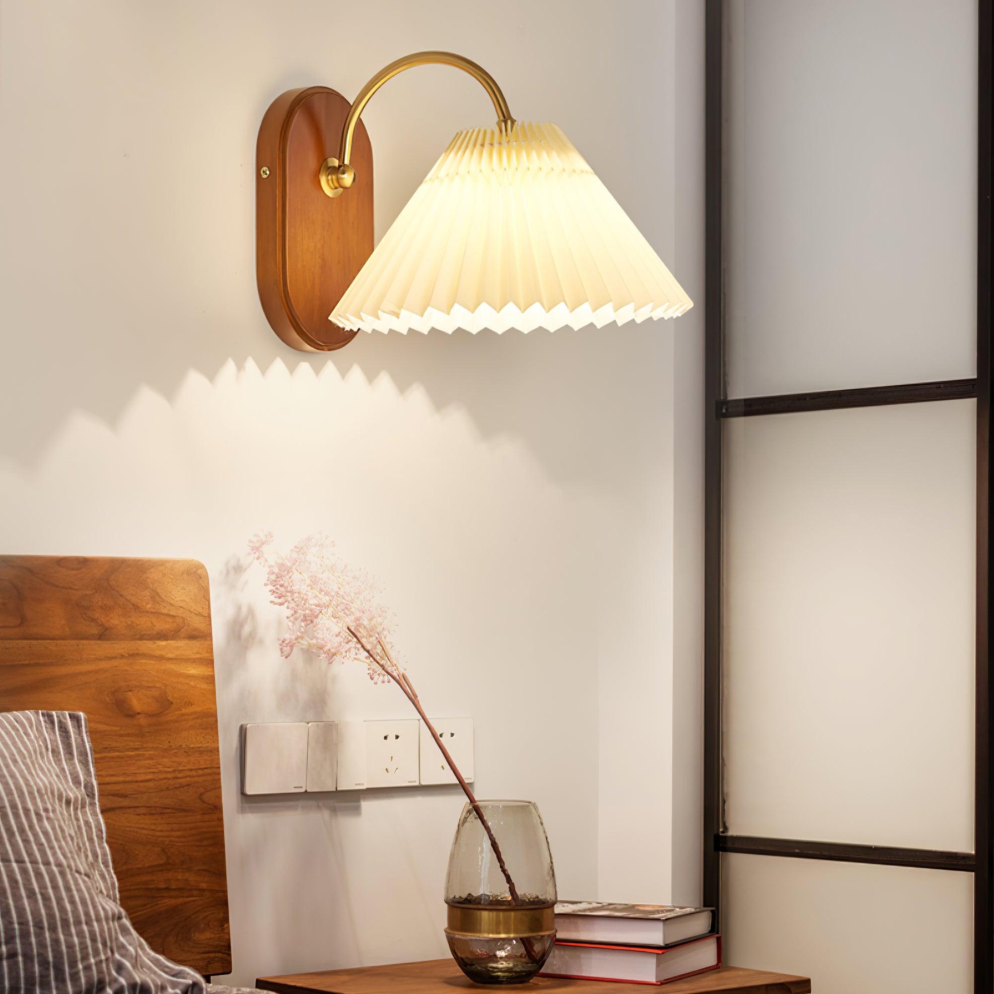 Solenne Vintage Pleated Shade Wall Lamp - Neutralighting