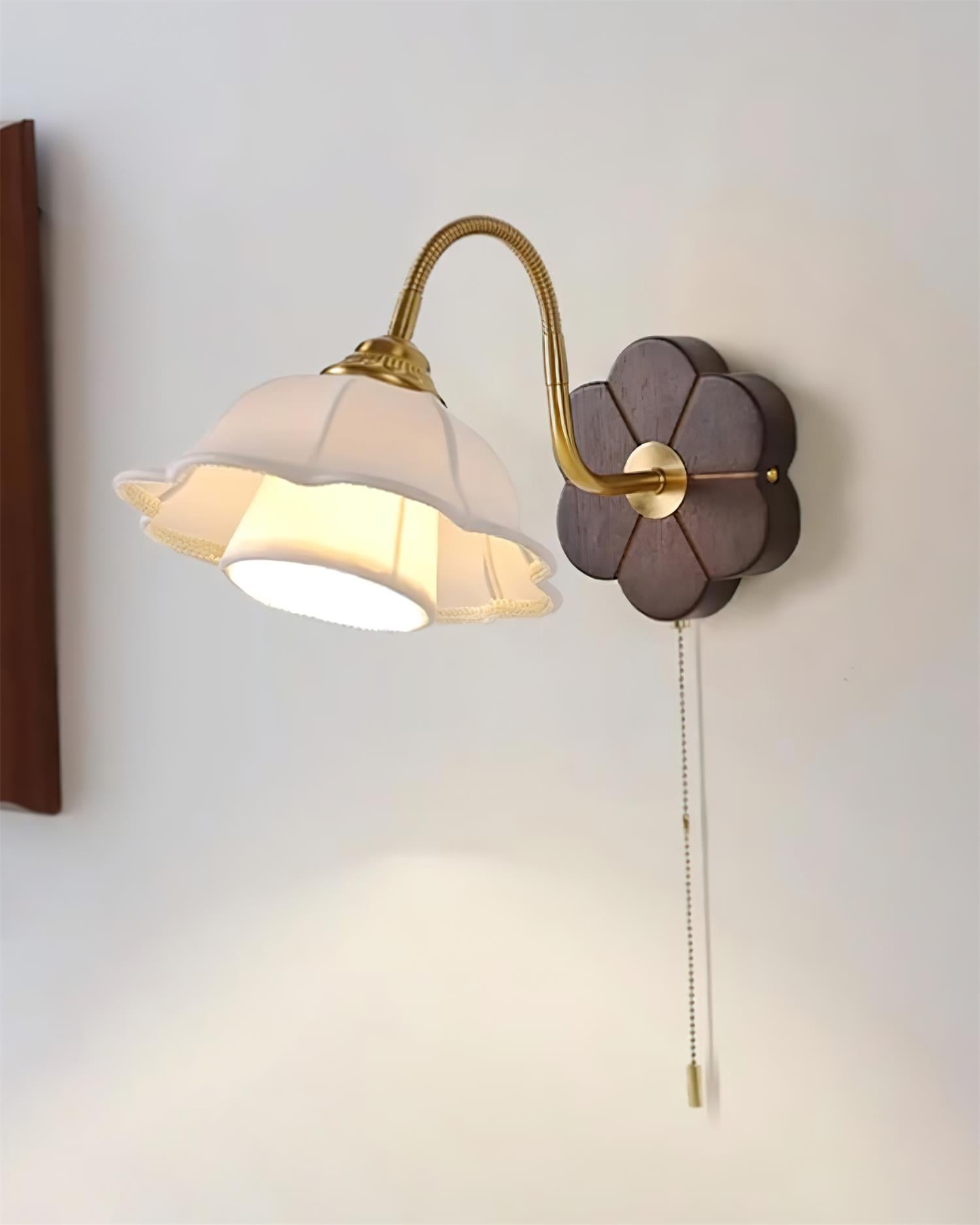 Maribel Vintage Flower Wall Lamp - Neutralighting