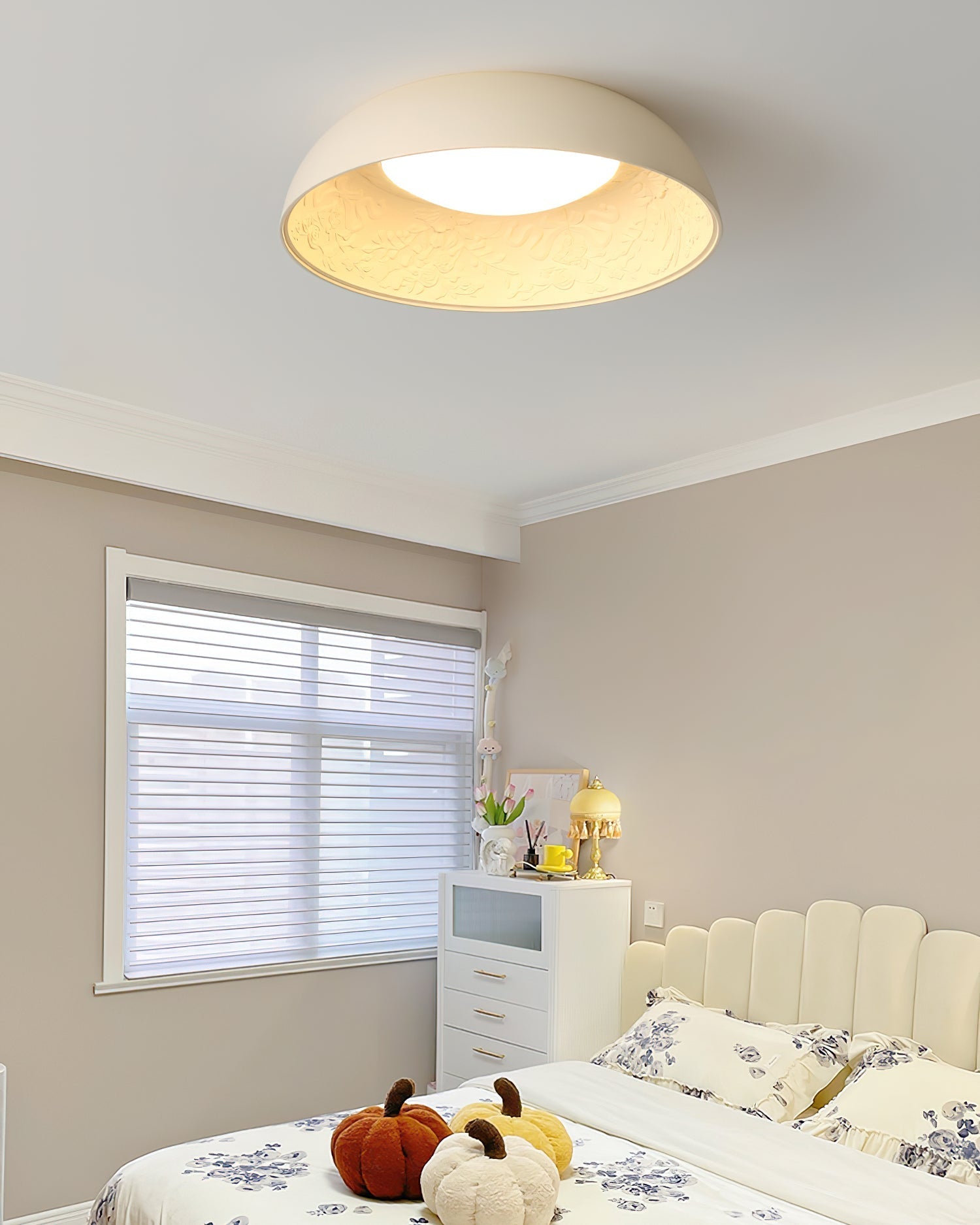 Serava Ceiling Light Floral patterns - Neutralighting